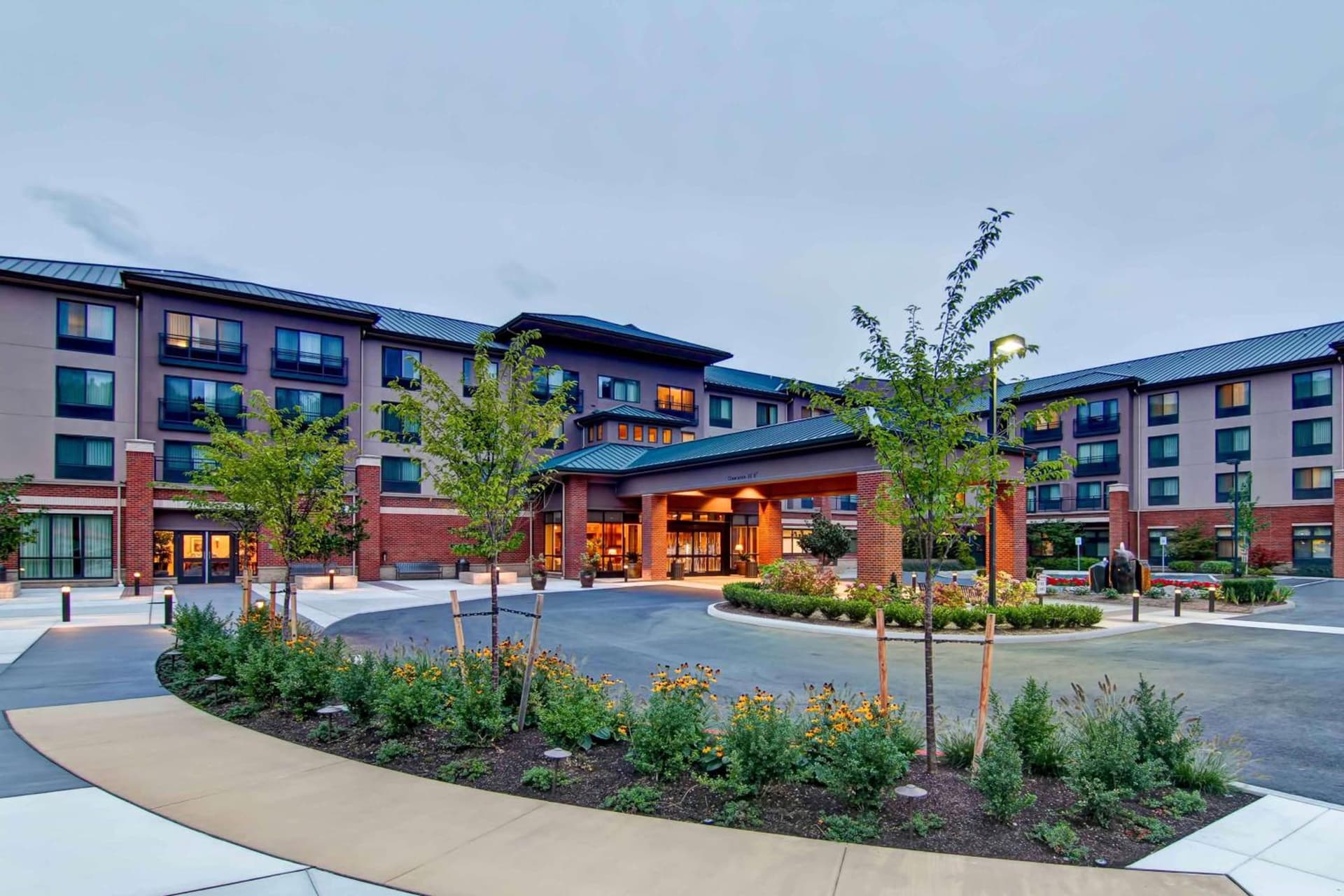 Hilton Garden Inn Seattle/Issaquah featured exterior or lobby in Issaquah, WA — similar hotel