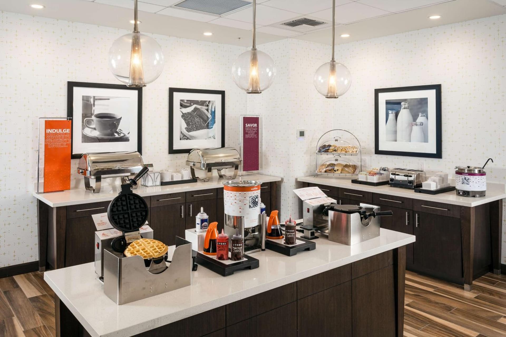 Hampton Inn & Suites by Hilton Seattle/Northgate gallery photo in Seattle, WA — image 13