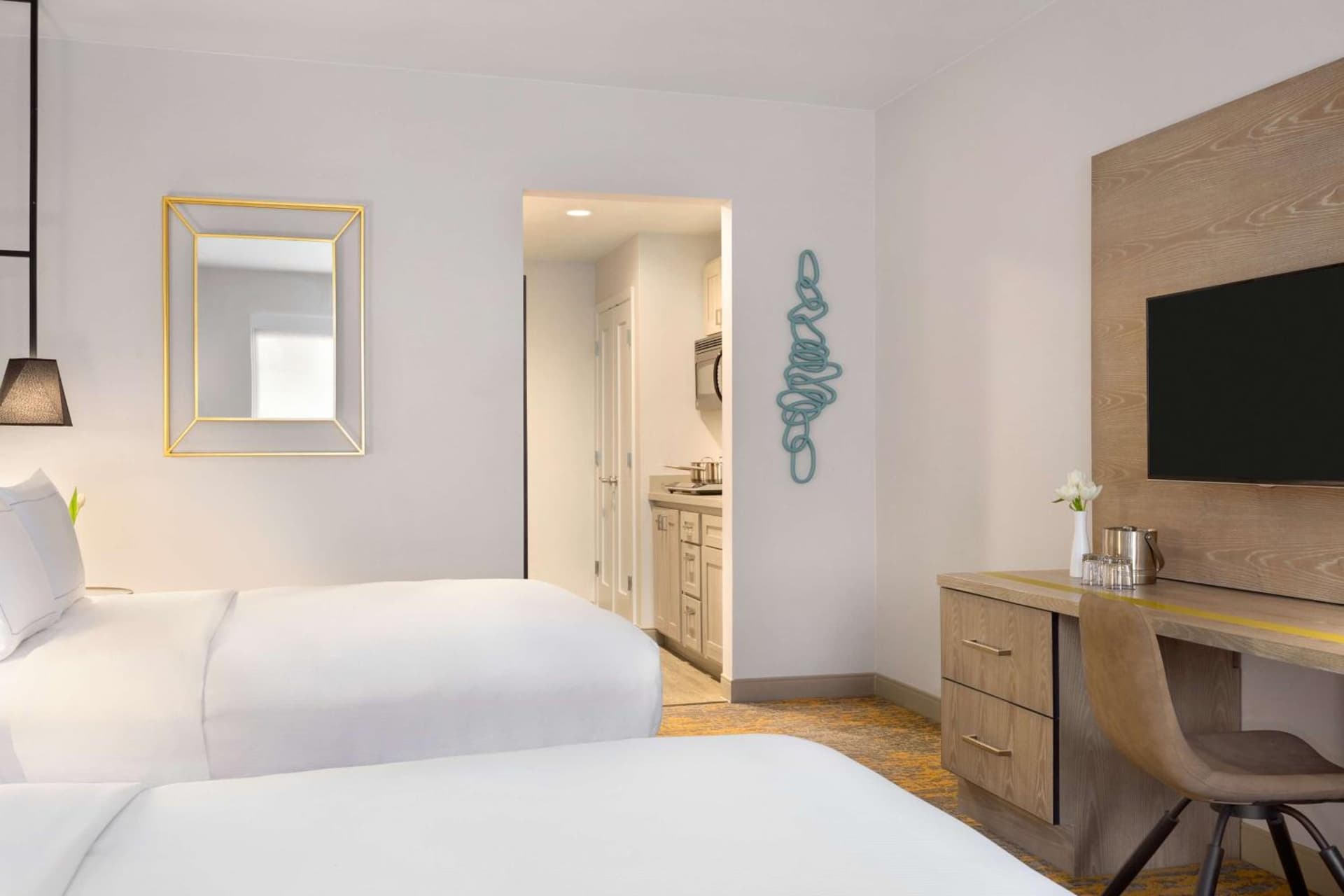 DoubleTree by Hilton Campbell - Pruneyard Plaza property views in Campbell, CA — gallery photo 3