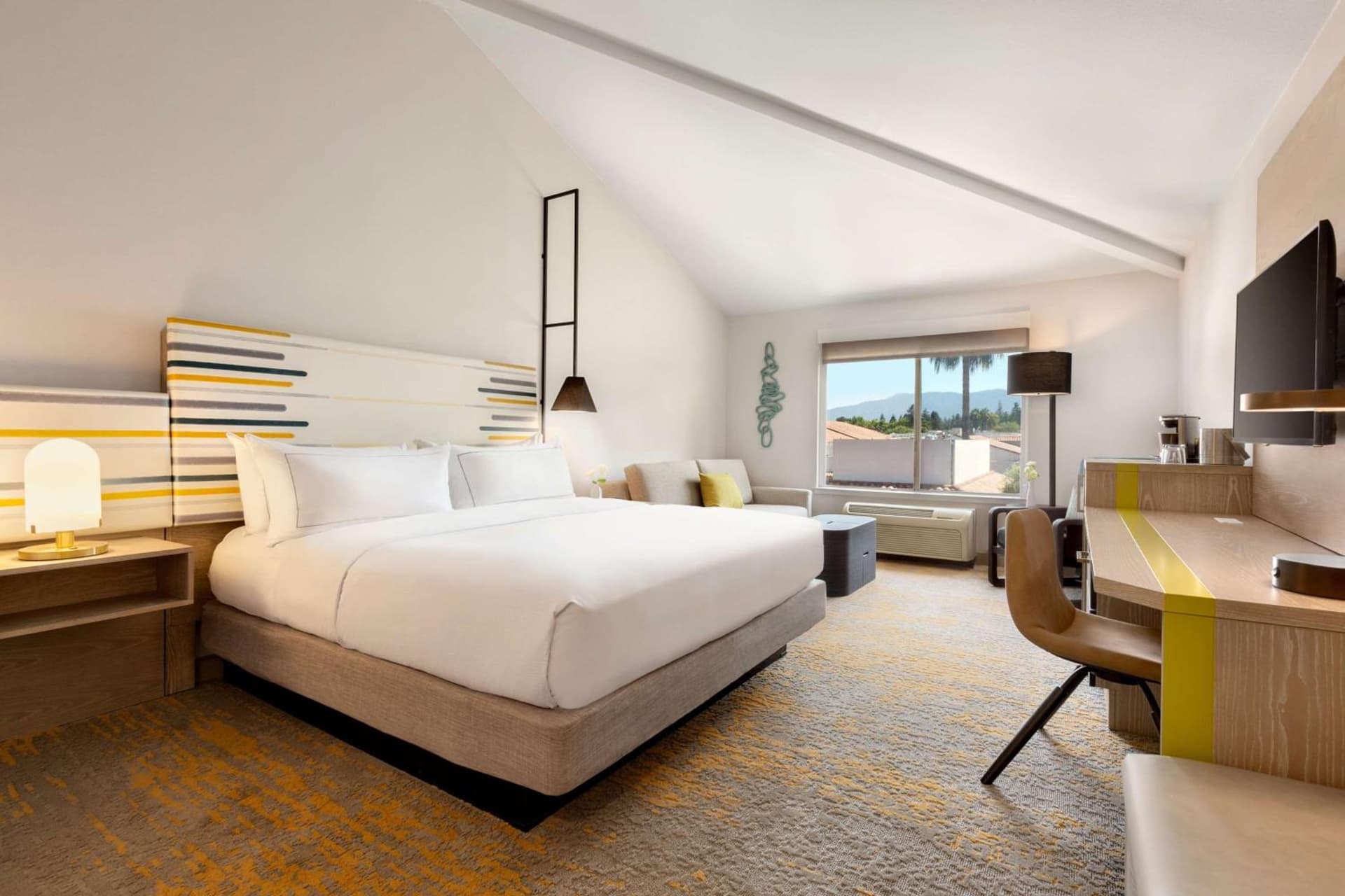 DoubleTree by Hilton Campbell - Pruneyard Plaza gallery photo in Campbell, CA — image 21
