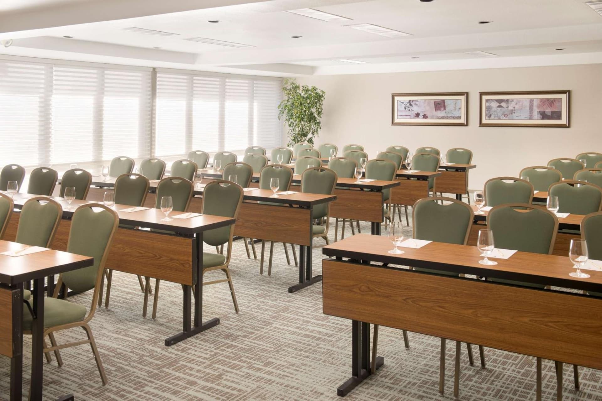 DoubleTree by Hilton Campbell - Pruneyard Plaza gallery photo in Campbell, CA — image 37