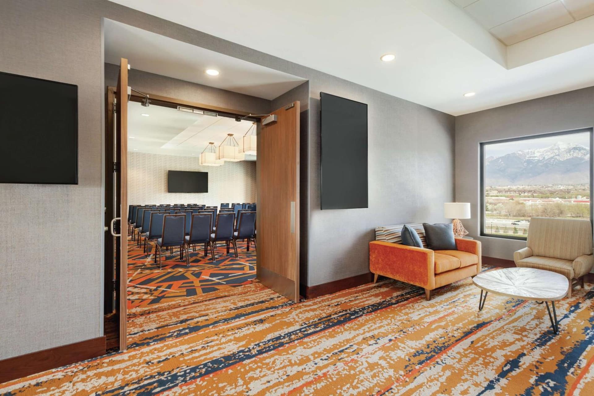 Embassy Suites By Hilton South Jordan Salt Lake City gallery photo in South Jordan, UT — image 4