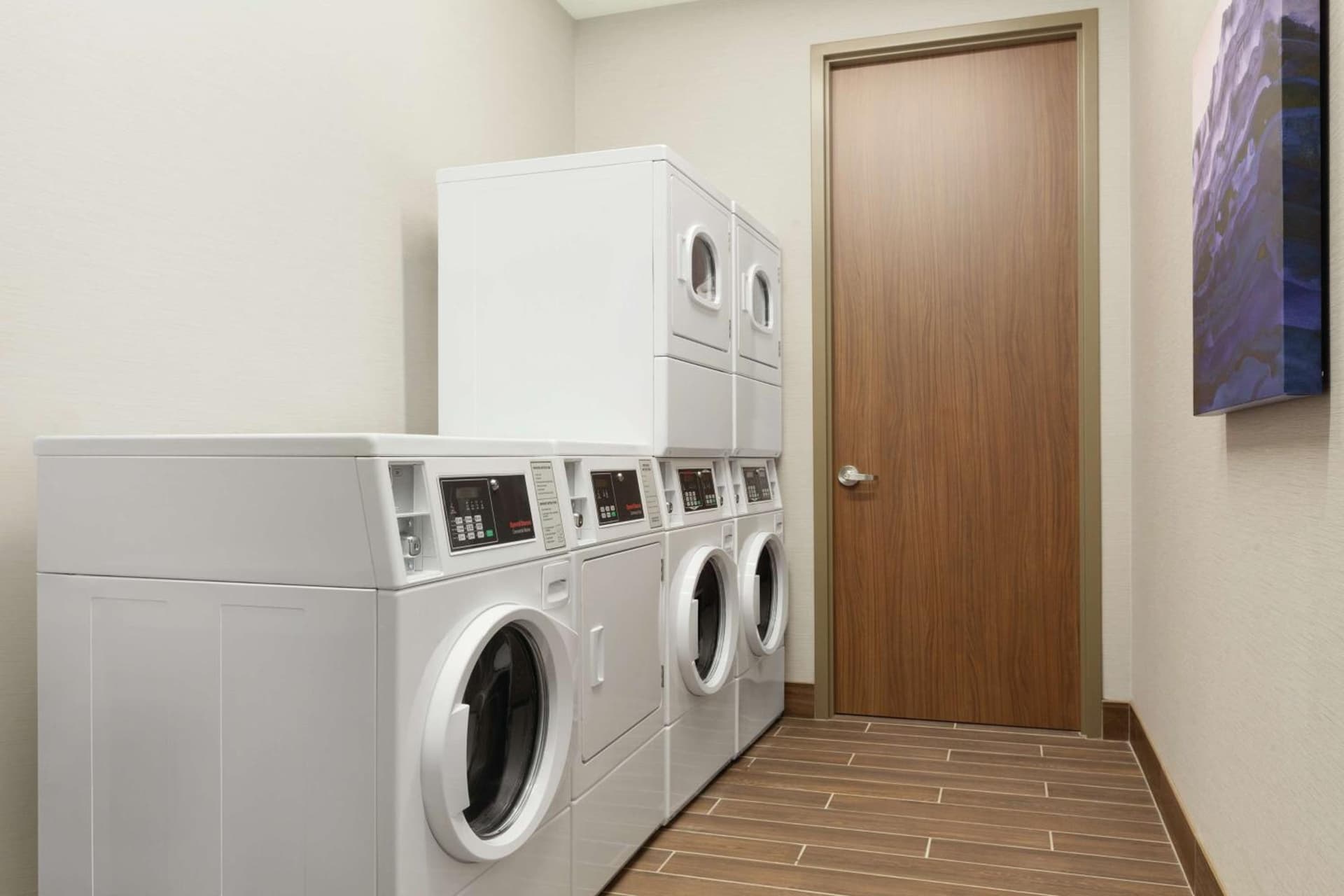 Embassy Suites By Hilton South Jordan Salt Lake City gallery photo in South Jordan, UT — image 9