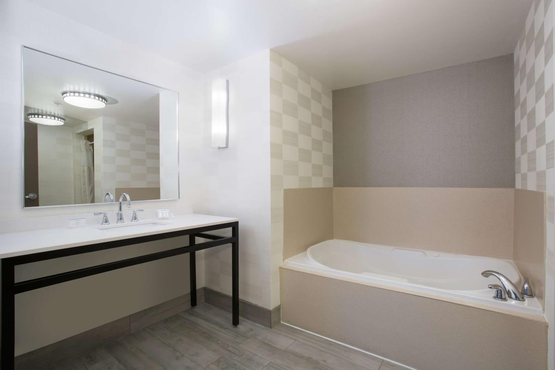 Hilton Garden Inn Salt Lake City/Layton gallery photo in Layton, UT — image 9