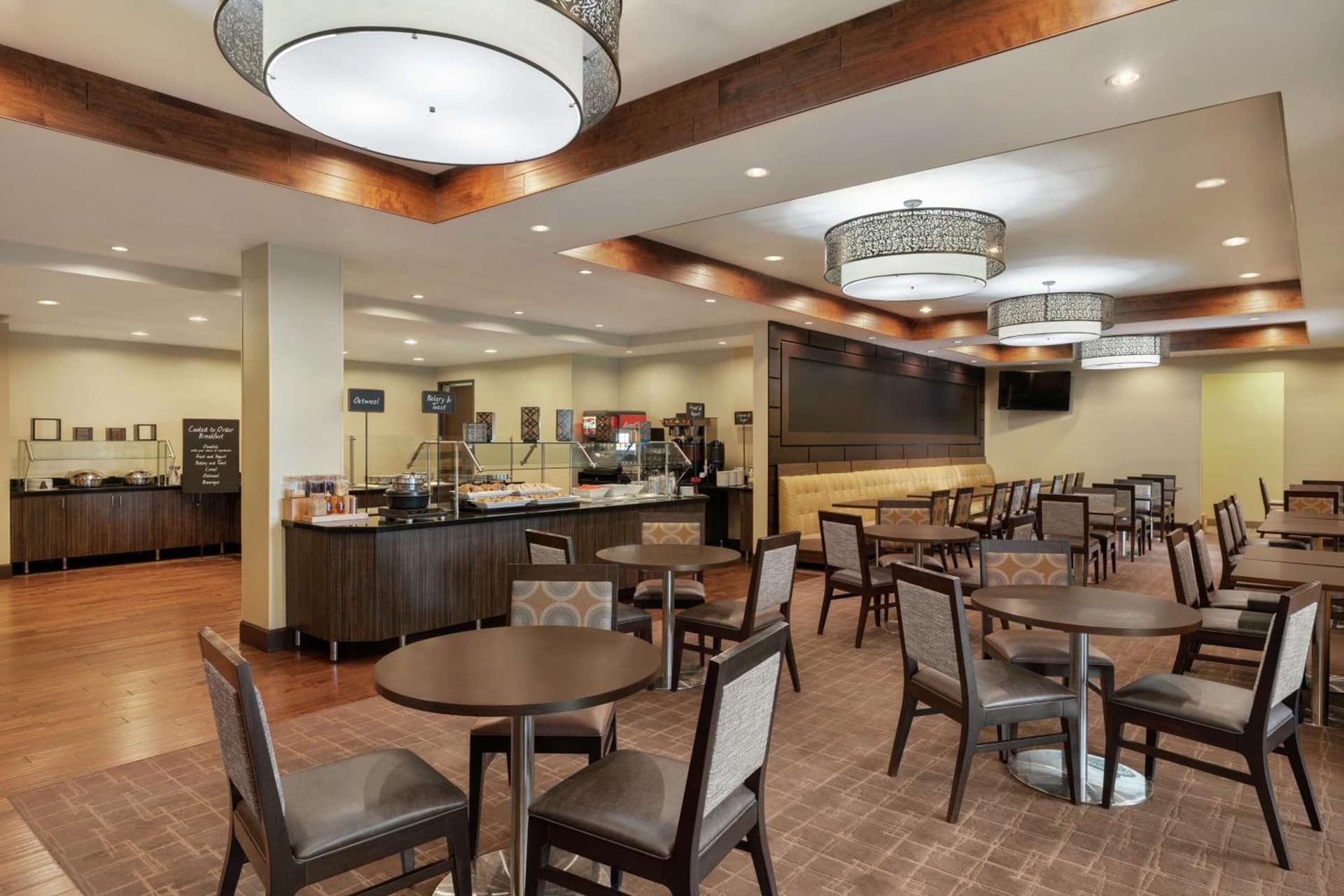 Embassy Suites by Hilton Salt Lake West Valley City interior in West Valley City, UT — gallery photo 2