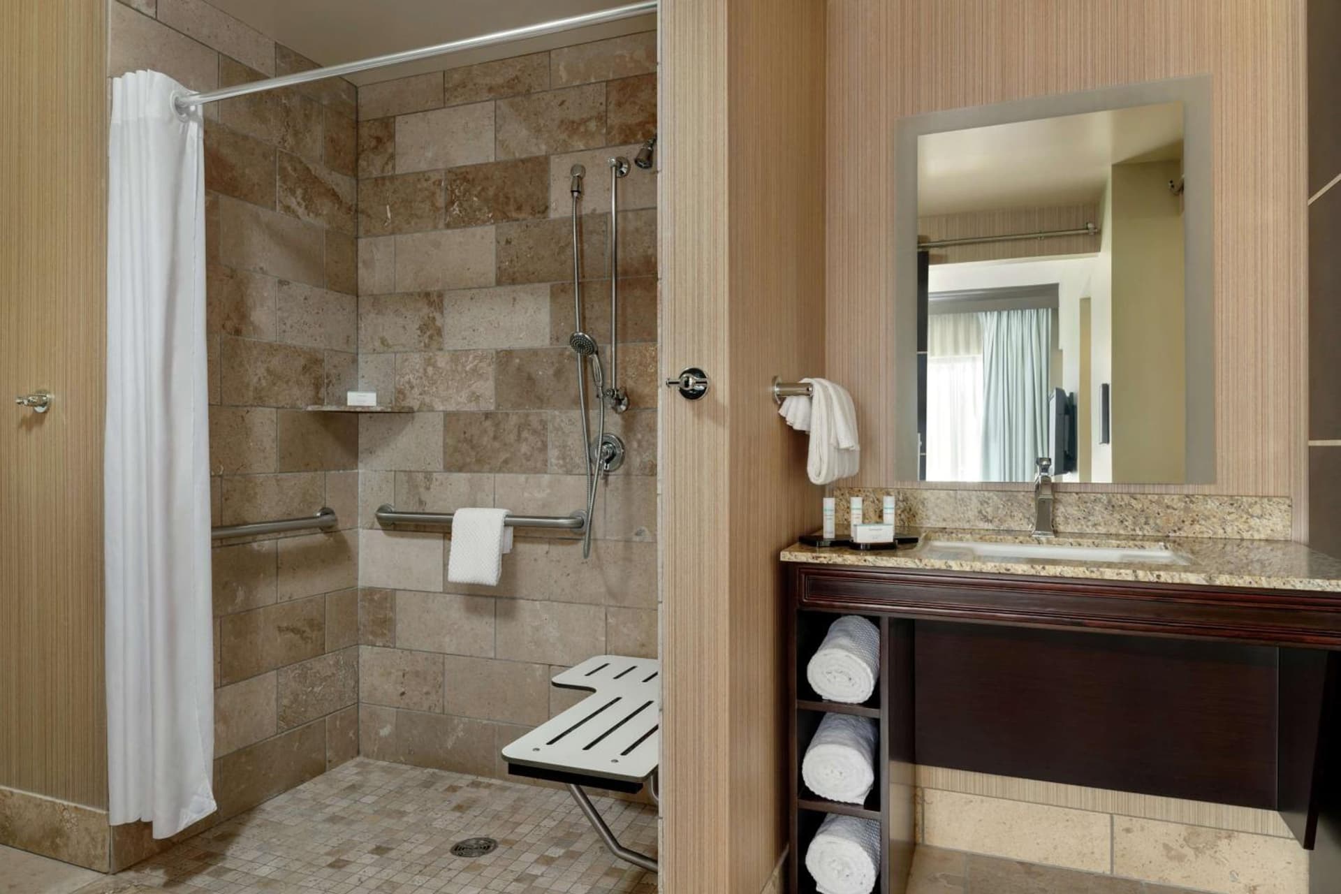 Embassy Suites by Hilton Salt Lake West Valley City gallery photo in West Valley City, UT — image 72