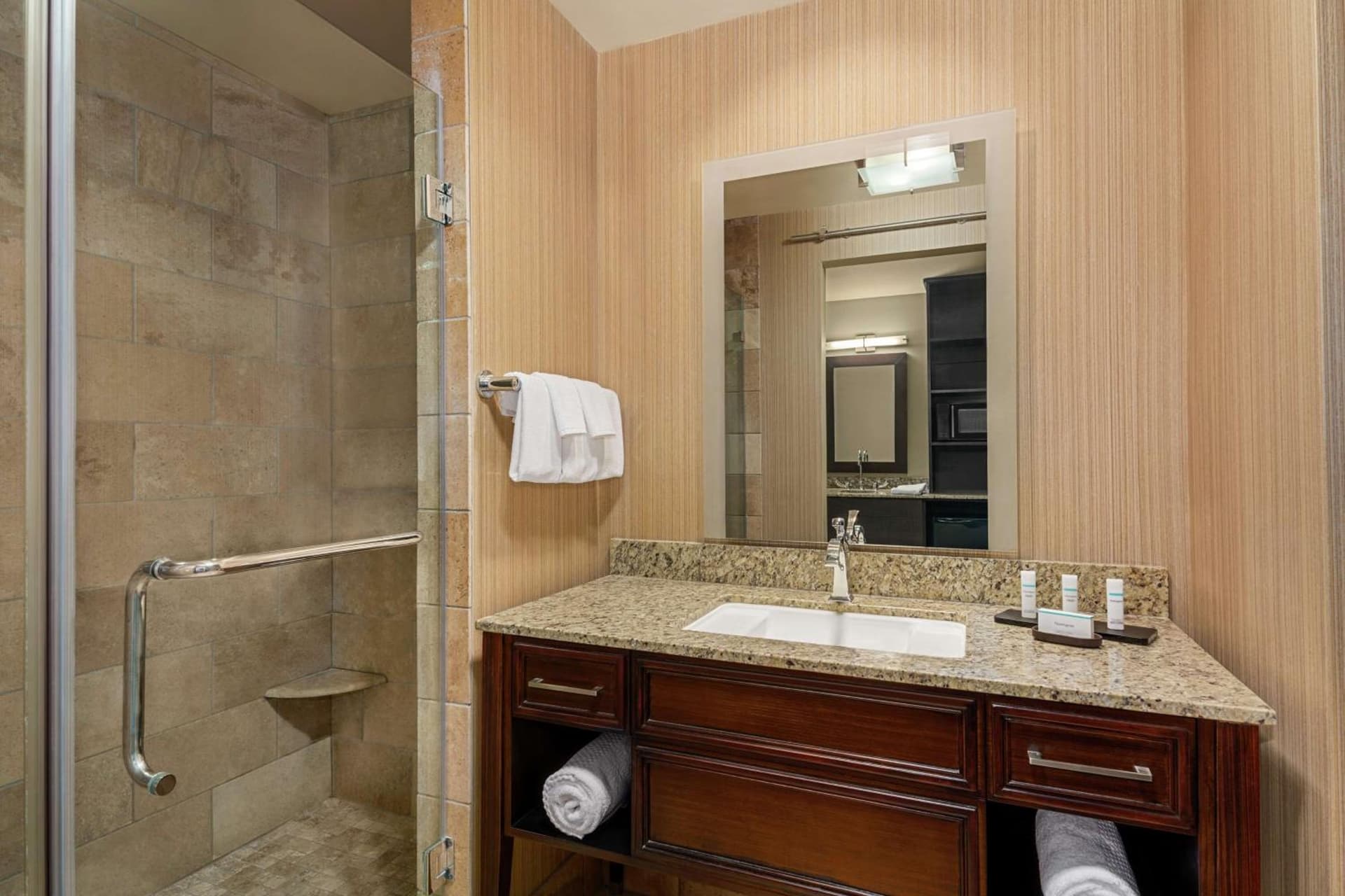 Embassy Suites by Hilton Salt Lake West Valley City gallery photo in West Valley City, UT — image 75