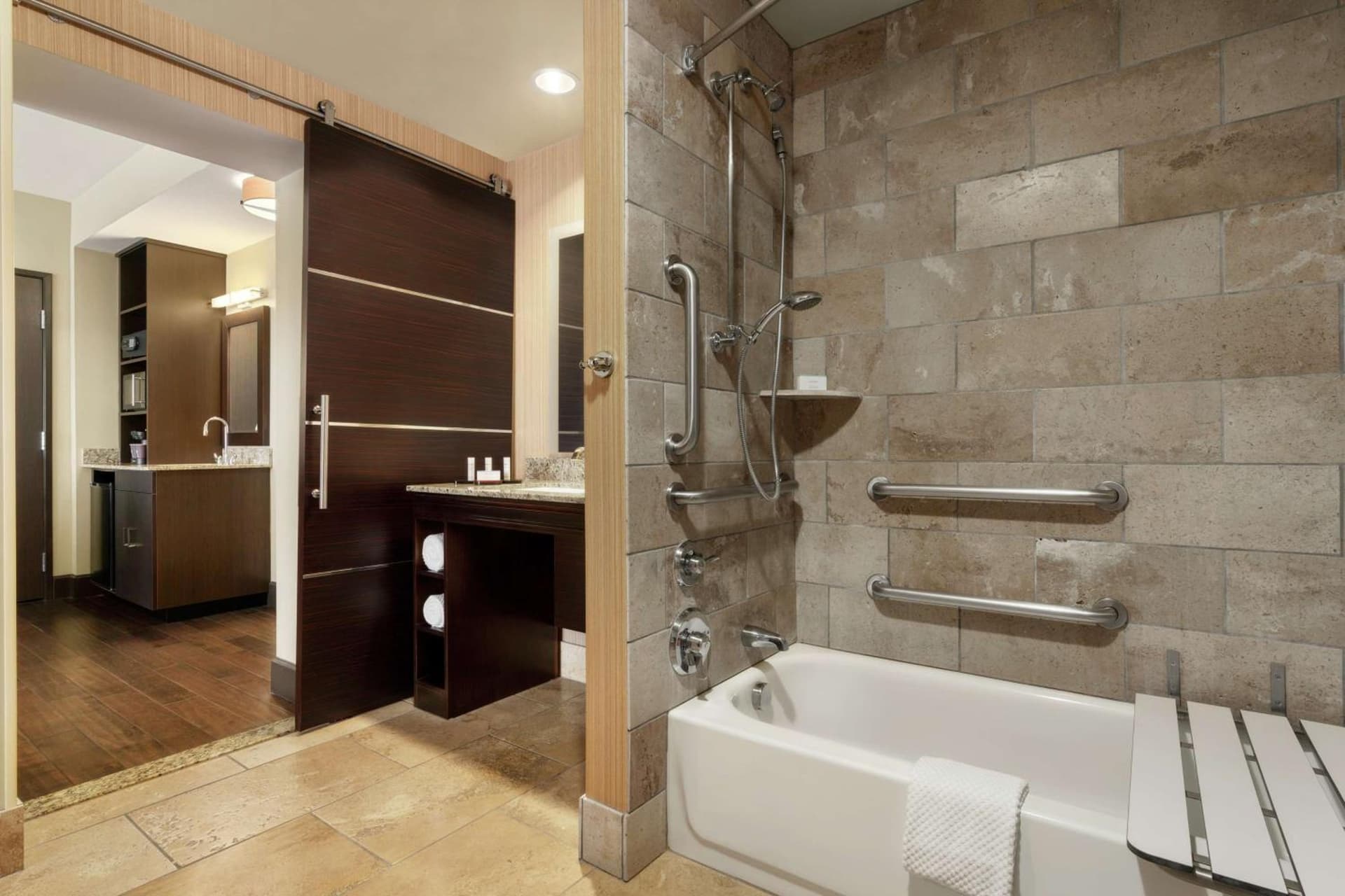 Embassy Suites by Hilton Salt Lake West Valley City gallery photo in West Valley City, UT — image 55