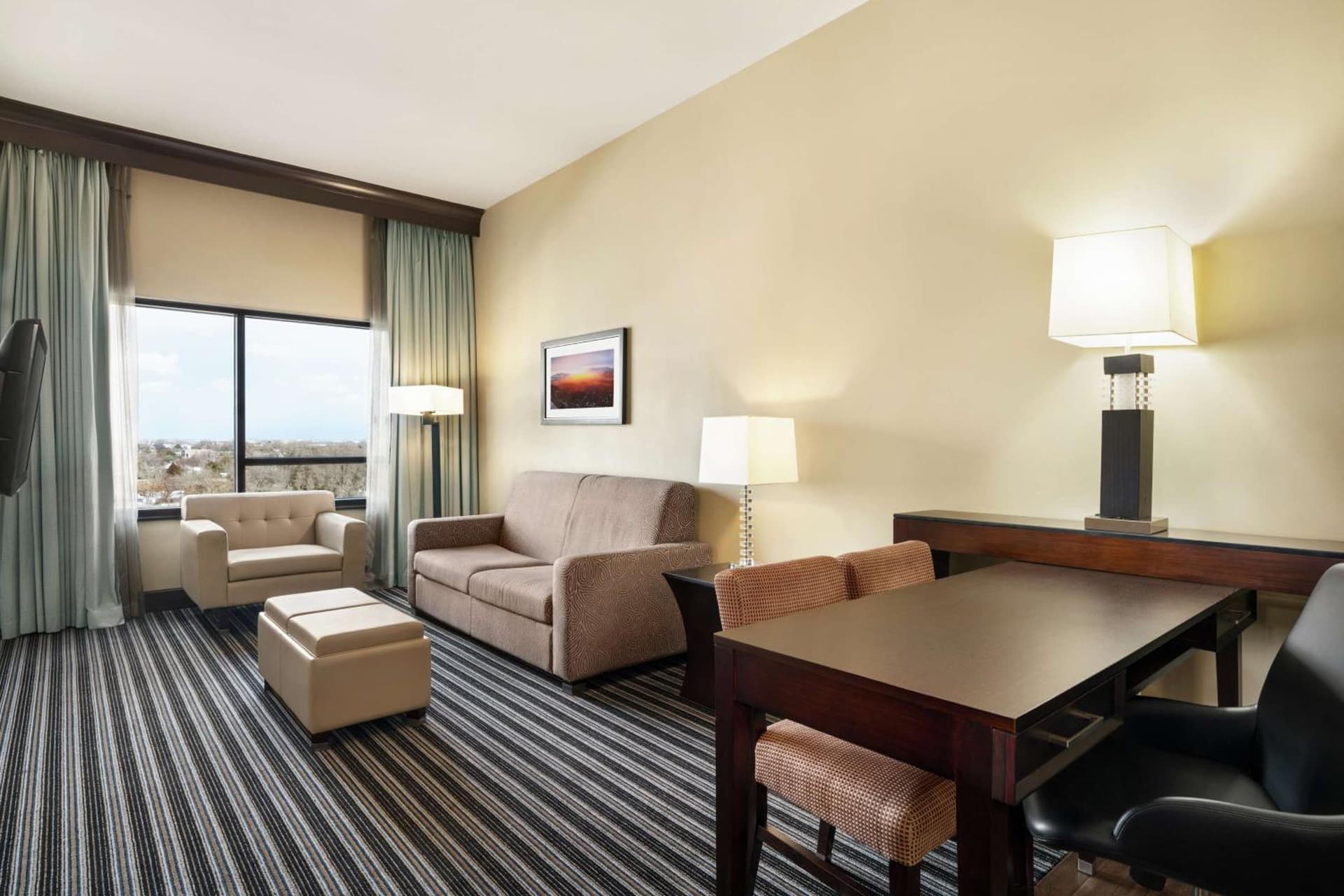 Embassy Suites by Hilton Salt Lake West Valley City gallery photo in West Valley City, UT — image 31
