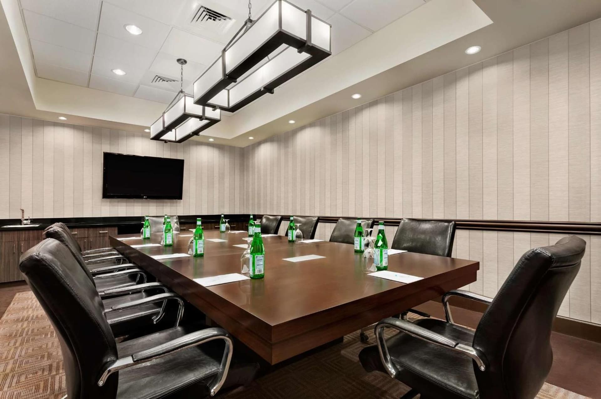 Embassy Suites by Hilton Salt Lake West Valley City gallery photo in West Valley City, UT — image 51