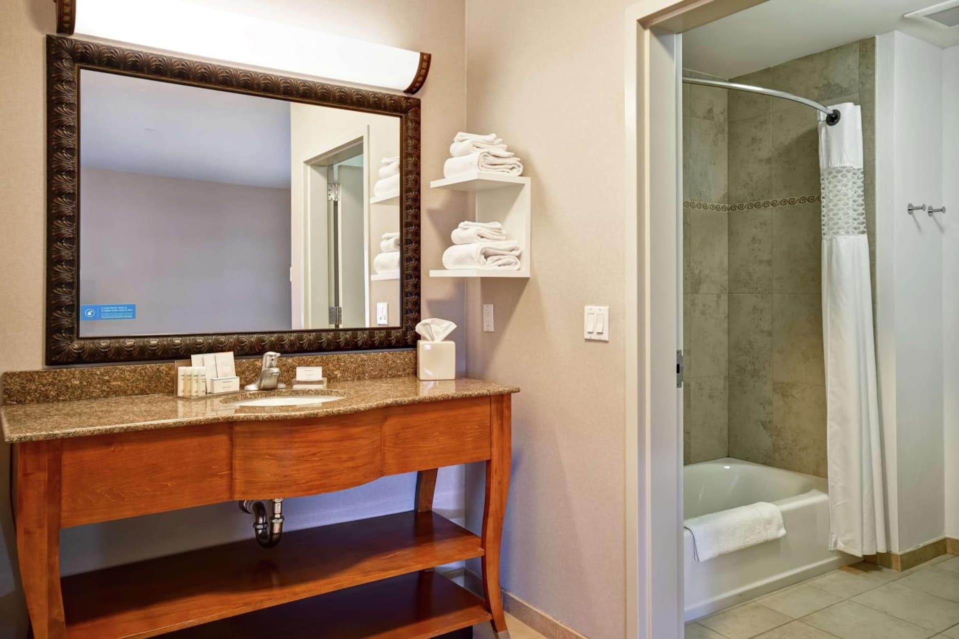 Hampton Inn & Suites Salt Lake City-West Jordan gallery photo in West Jordan, UT — image 4