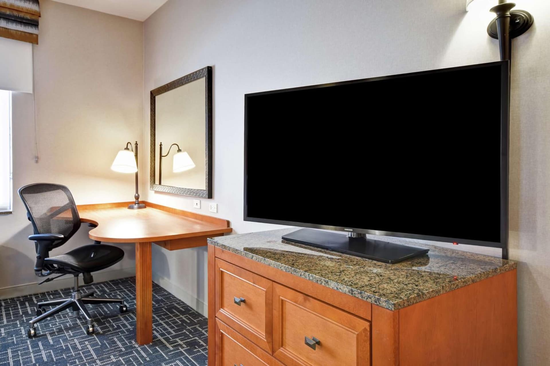 Hampton Inn & Suites Salt Lake City-West Jordan gallery photo in West Jordan, UT — image 21