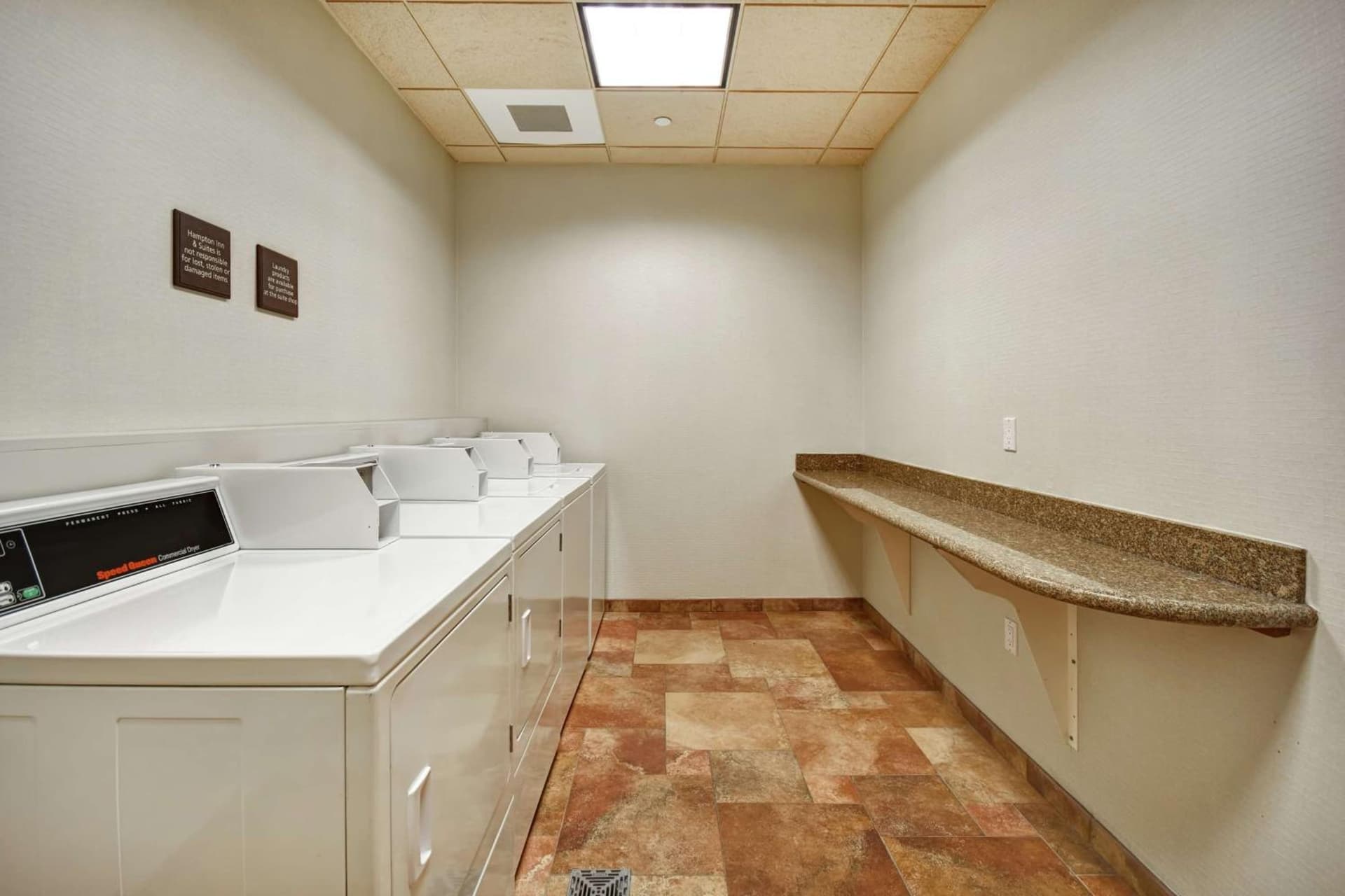 Hampton Inn & Suites Salt Lake City-West Jordan gallery photo in West Jordan, UT — image 42