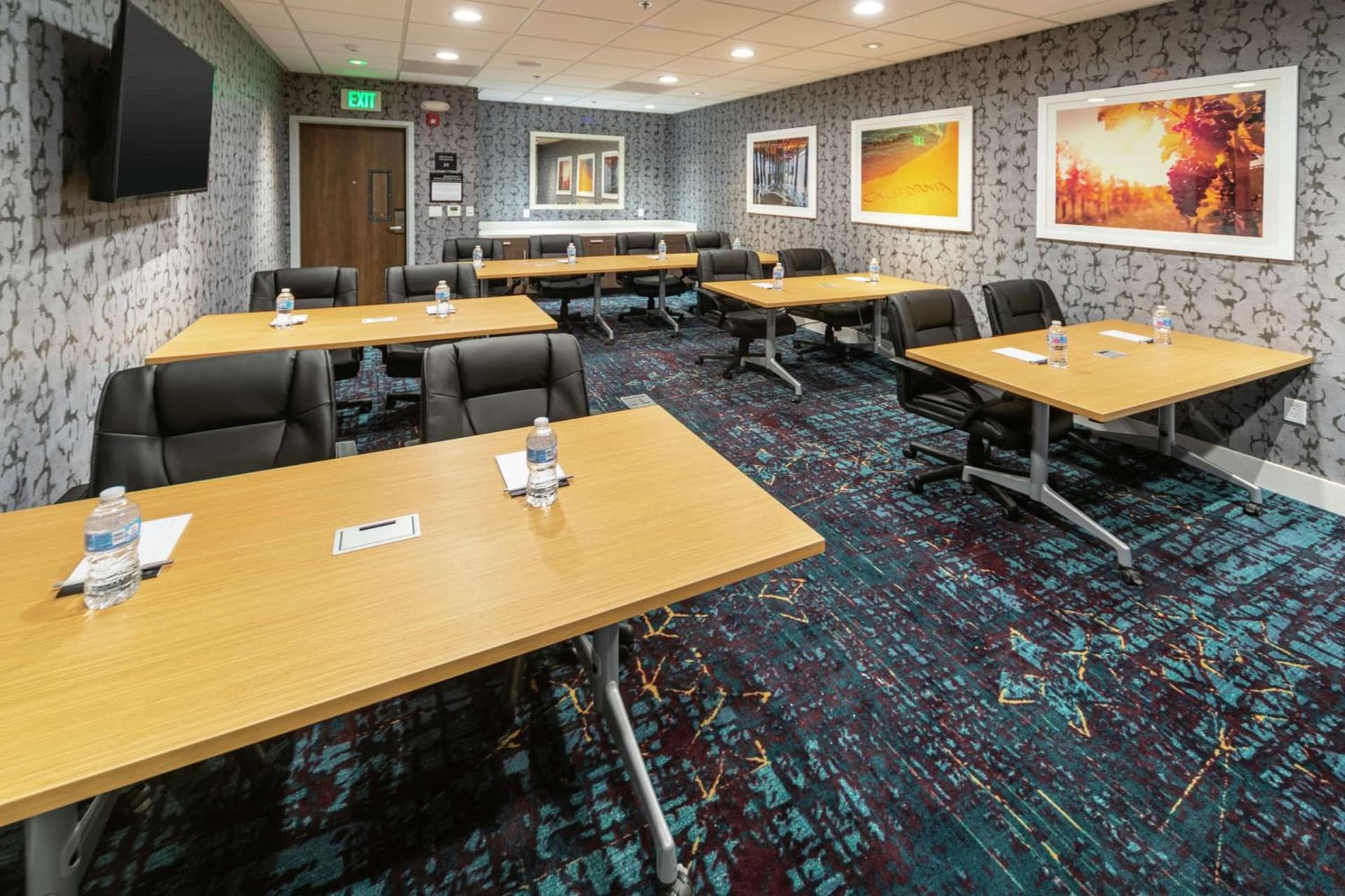 Hampton Inn & Suites Santa Maria gallery photo in Santa Maria, CA — image 19