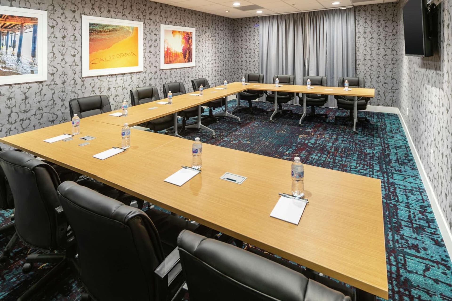 Hampton Inn & Suites Santa Maria gallery photo in Santa Maria, CA — image 25