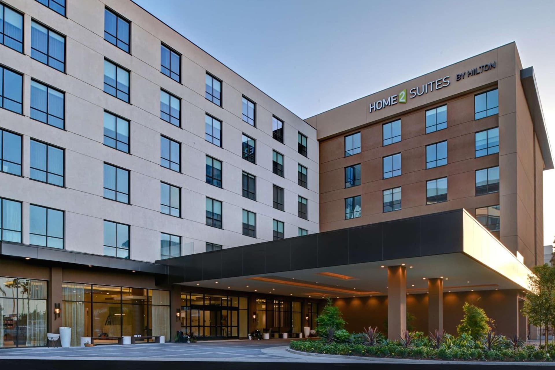 Hilton Garden Inn Anaheim Resort gallery photo in Anaheim, CA — image 20