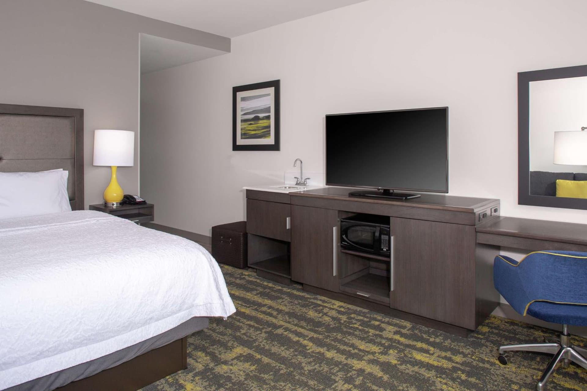 Hampton Inn & Suites Irvine/Orange County Airport gallery photo in Irvine, CA — image 24