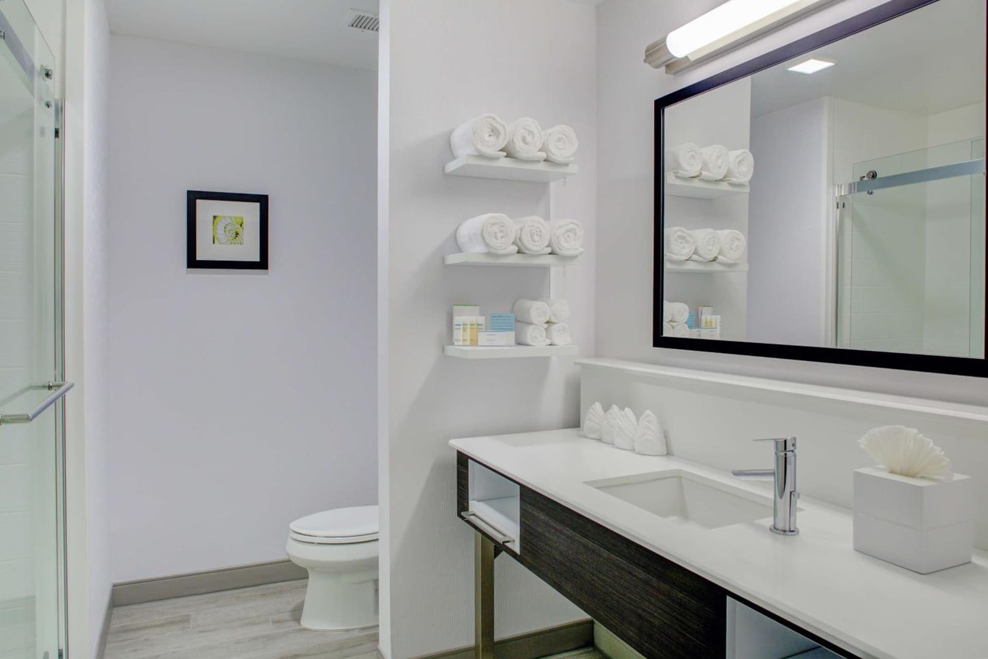 Hampton Inn & Suites Irvine/Orange County Airport gallery photo in Irvine, CA — image 4