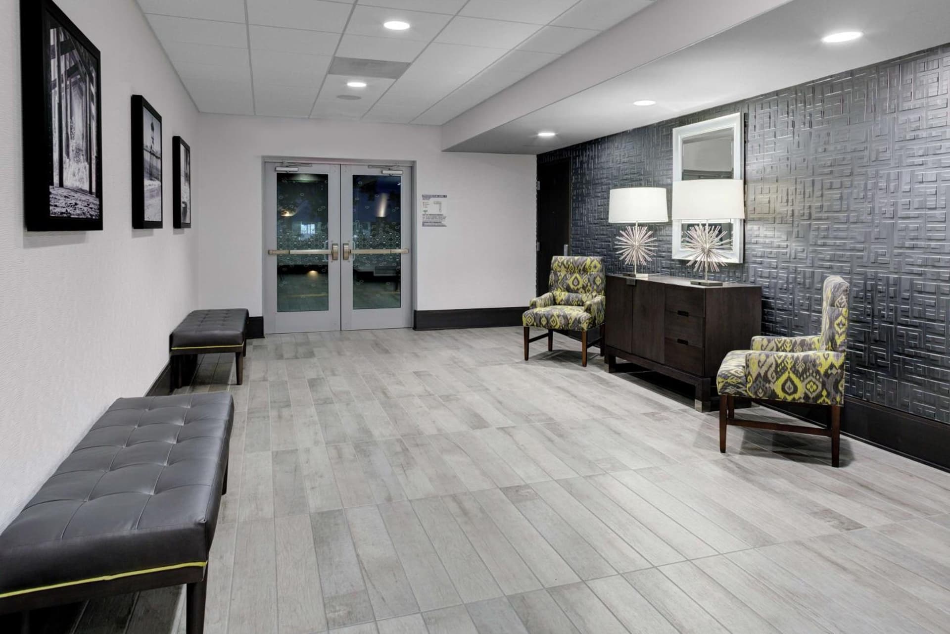 Hampton Inn & Suites Irvine/Orange County Airport gallery photo in Irvine, CA — image 19