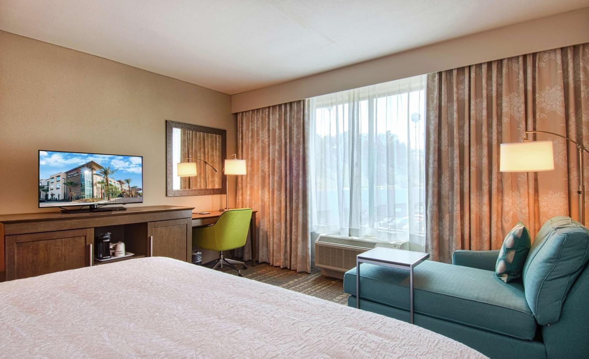 Hampton Inn & Suites by Hilton Mission Viejo Laguna San Juan Capistrano gallery photo in Mission Viejo, CA — image 30