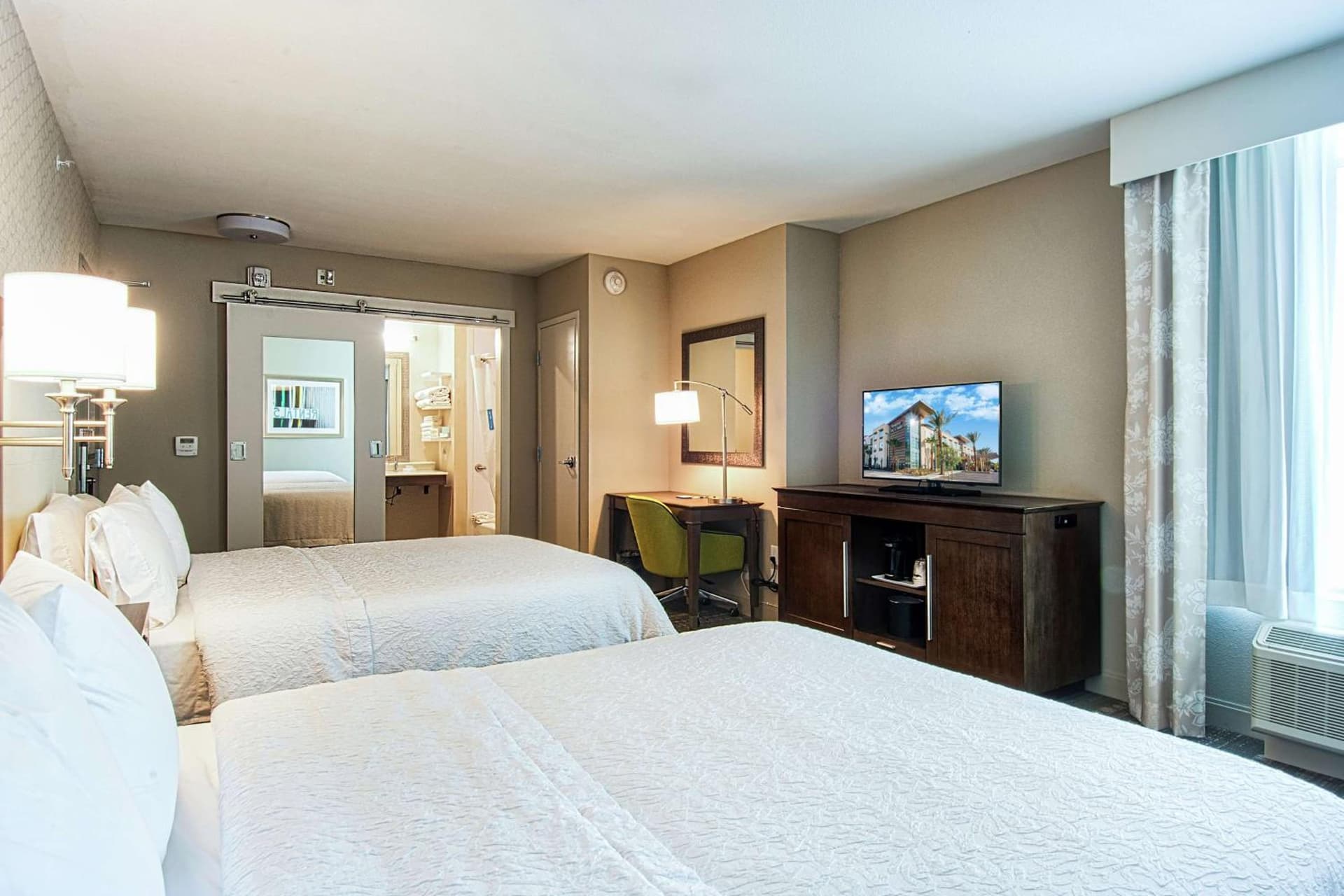 Hampton Inn & Suites by Hilton Mission Viejo Laguna San Juan Capistrano gallery photo in Mission Viejo, CA — image 31