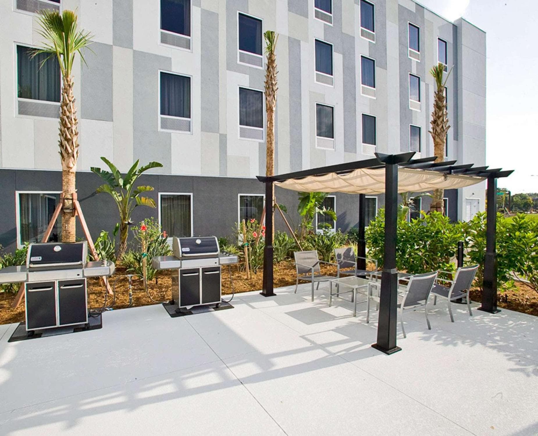 Hampton Inn & Suites Sarasota / Bradenton - Airport gallery photo in Sarasota, FL — image 55