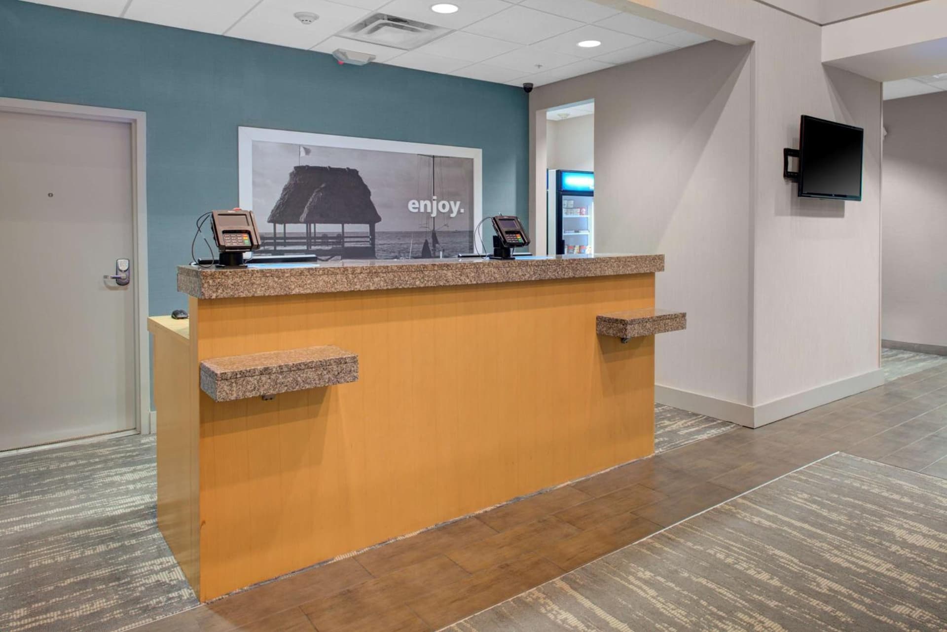 Hampton Inn & Suites Sarasota / Bradenton - Airport gallery photo in Sarasota, FL — image 111