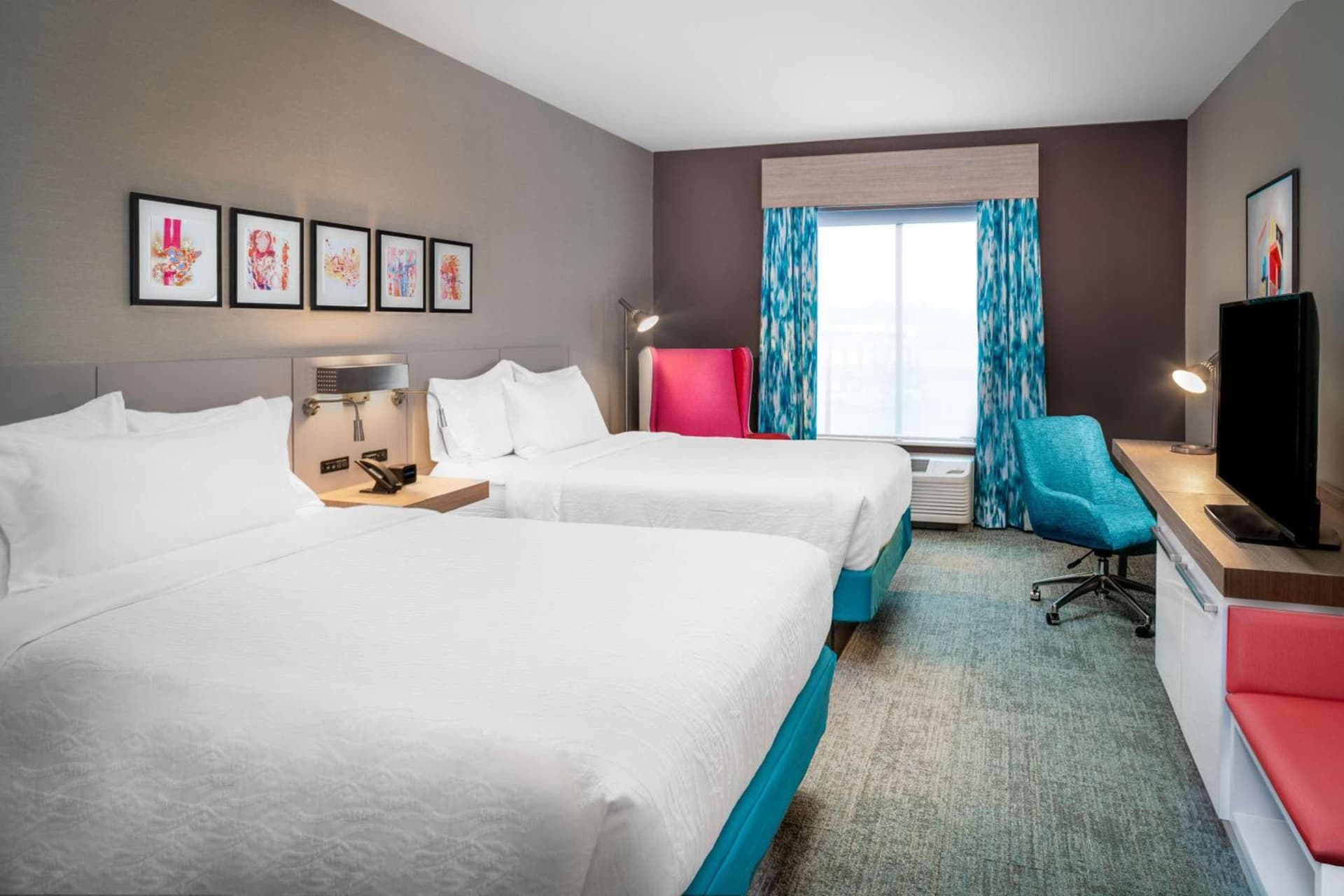 Hilton Garden Inn Brunswick interior in Brunswick, GA — gallery photo 2