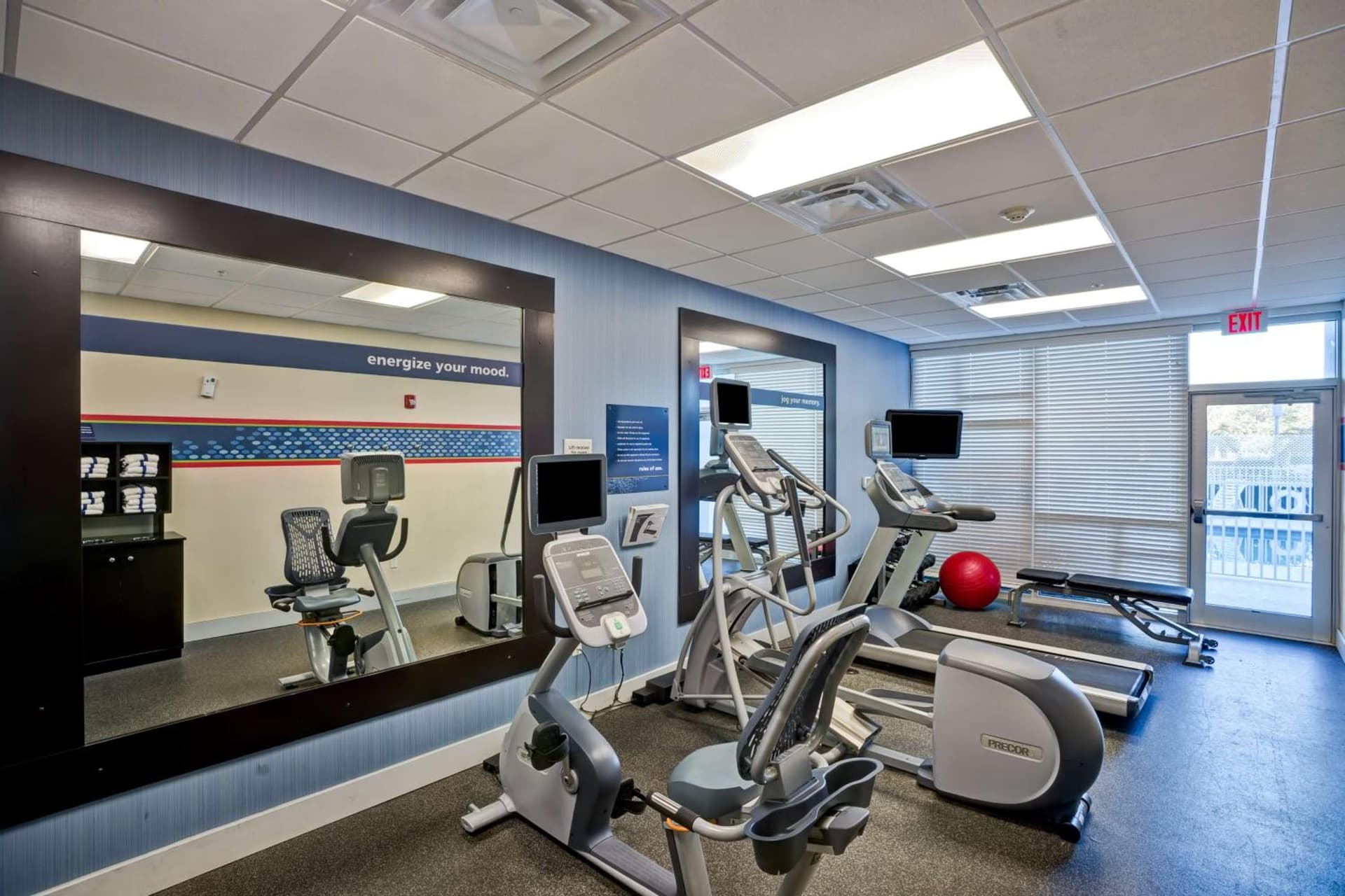 Hampton Inn & Suites Sarasota / Bradenton - Airport gallery photo in Sarasota, FL — image 29