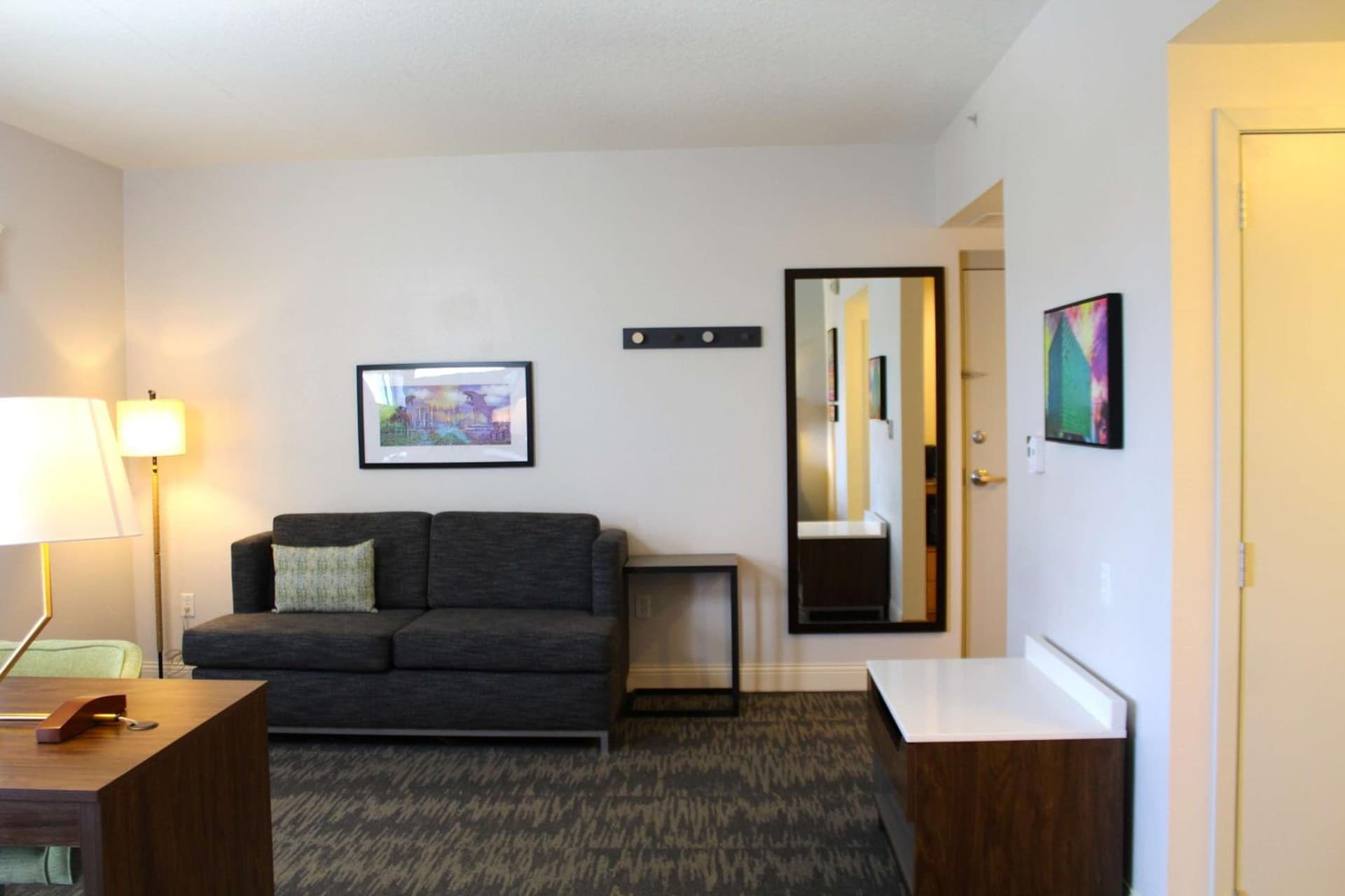 Hampton Inn & Suites Sarasota / Bradenton - Airport gallery photo in Sarasota, FL — image 18