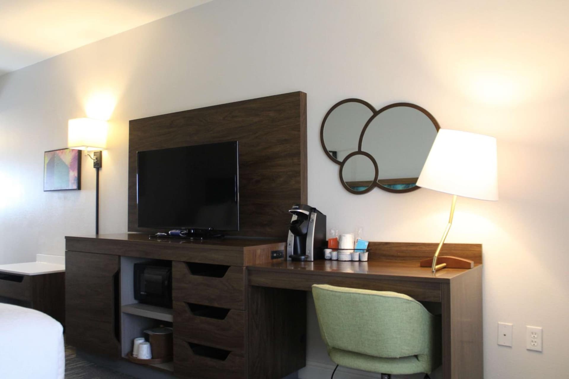 Hampton Inn & Suites Sarasota / Bradenton - Airport gallery photo in Sarasota, FL — image 81
