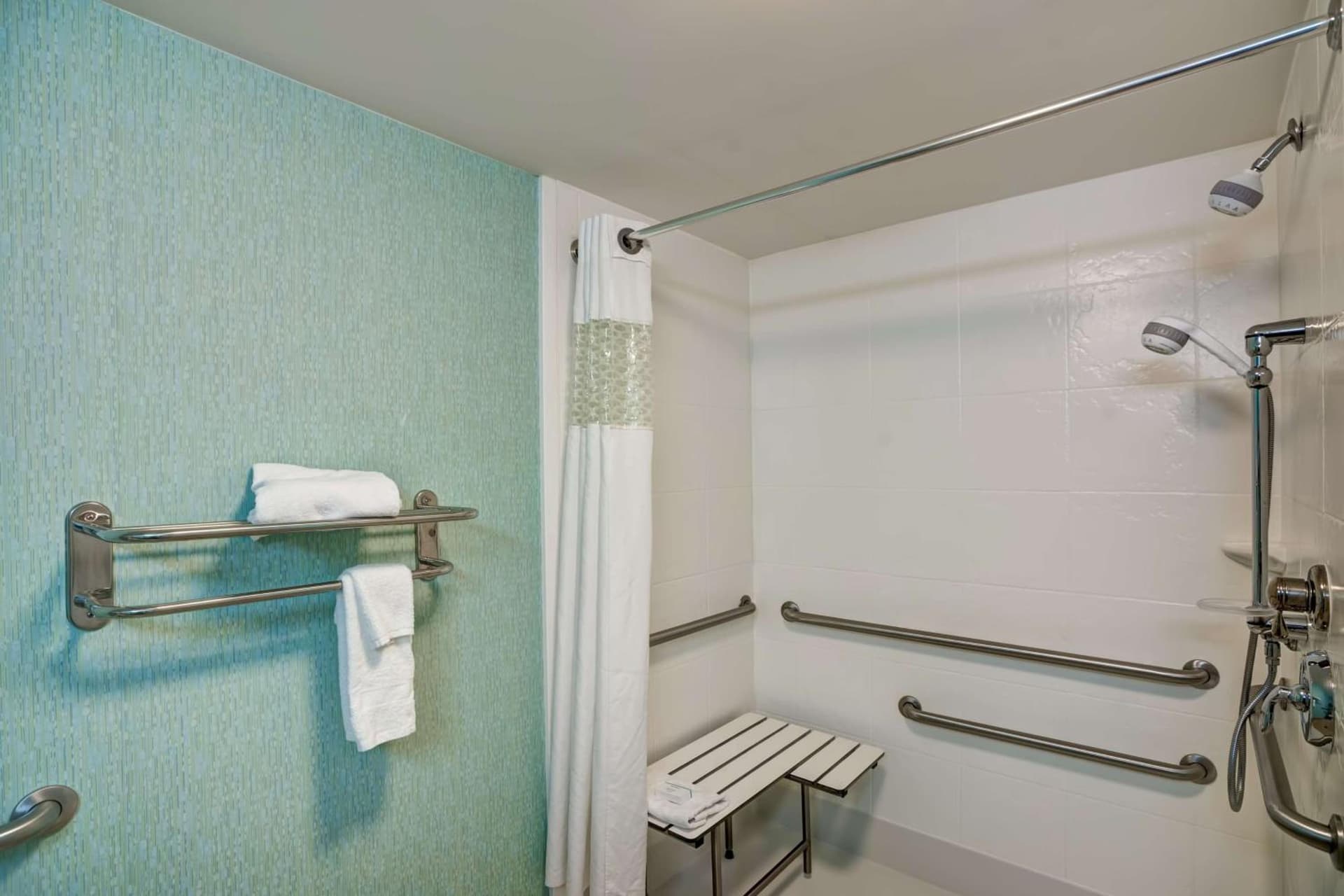 Hampton Inn & Suites Sarasota / Bradenton - Airport gallery photo in Sarasota, FL — image 61