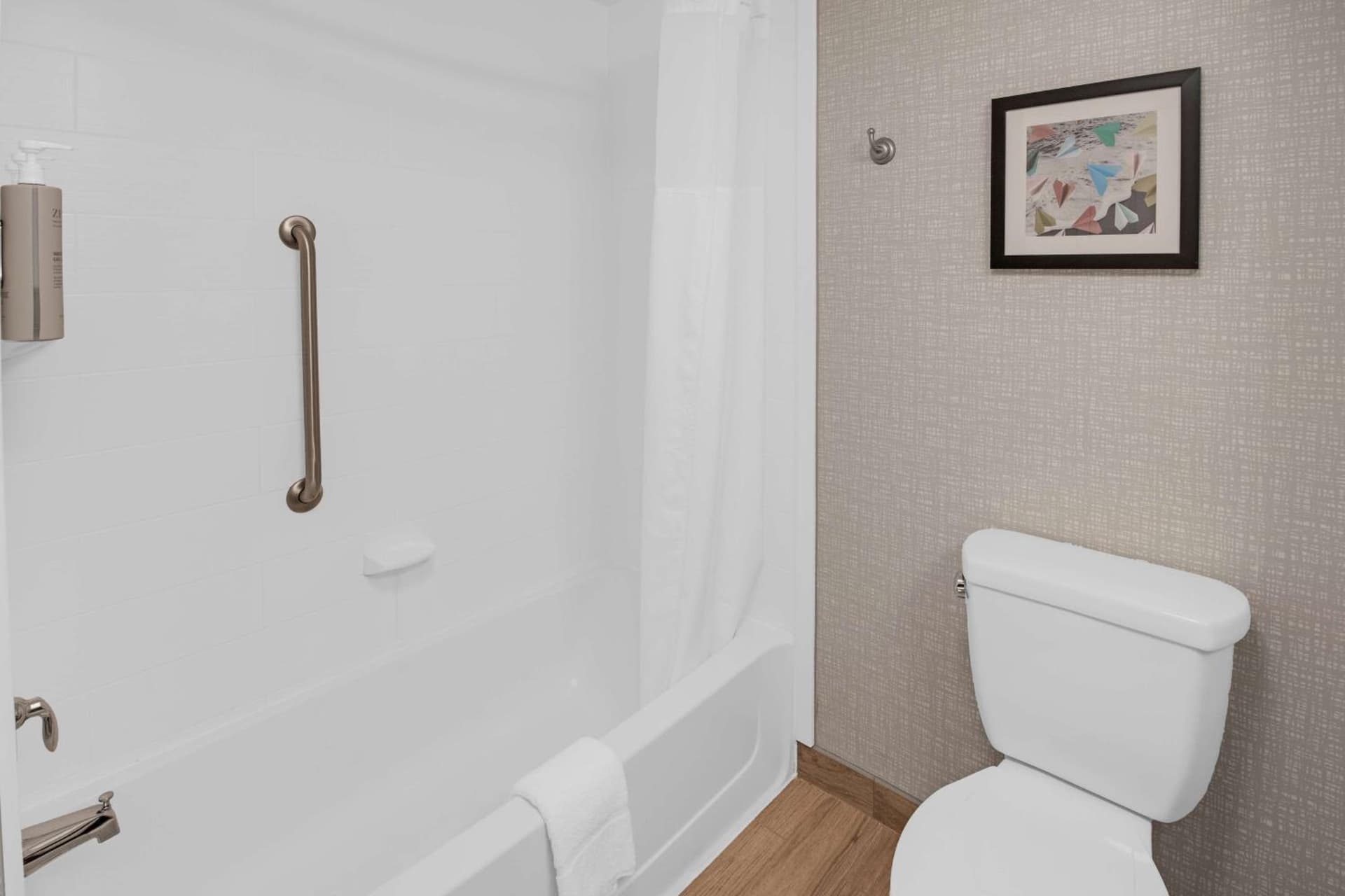 Hampton Inn & Suites Sarasota / Bradenton - Airport gallery photo in Sarasota, FL — image 65