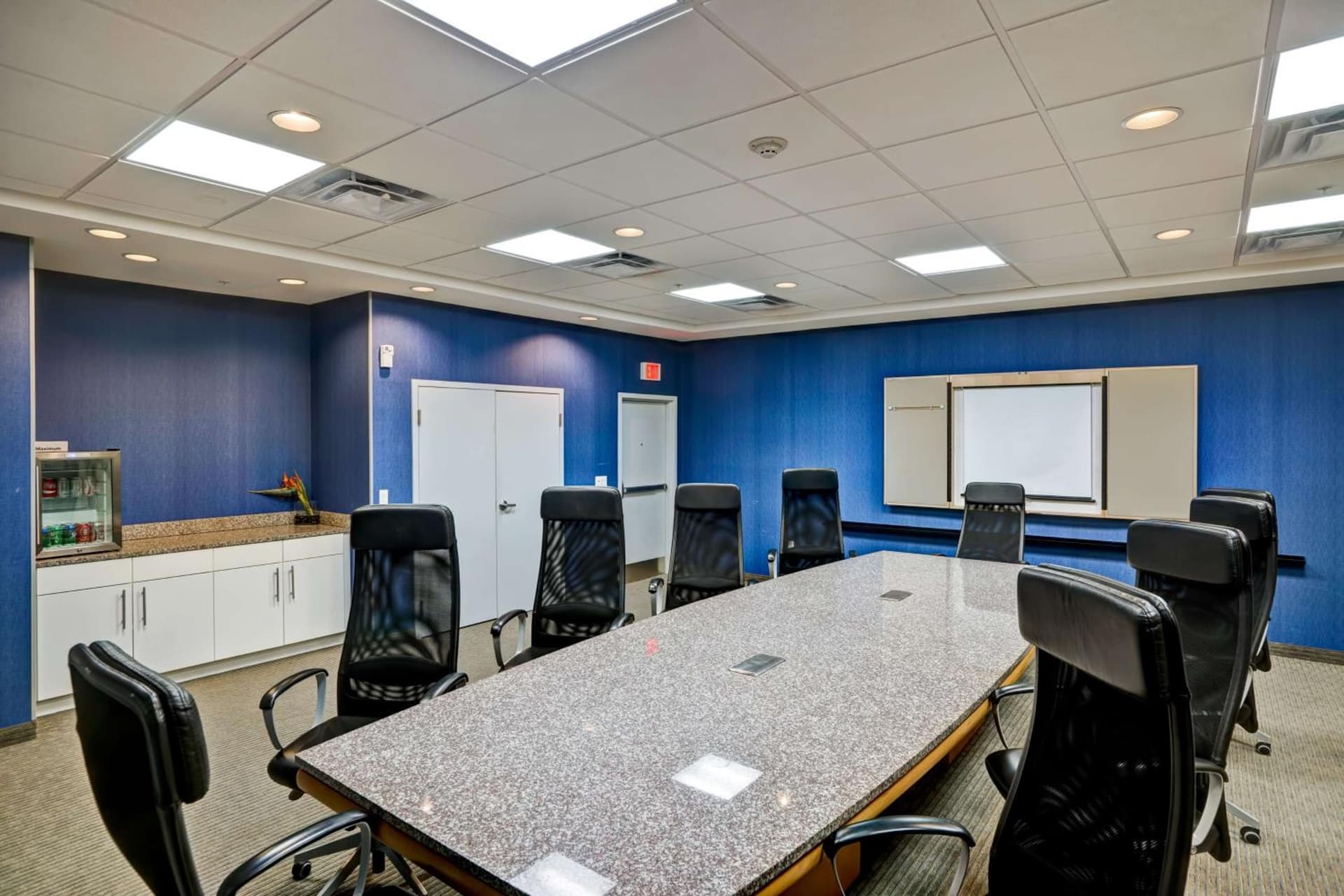 Hampton Inn & Suites Sarasota / Bradenton - Airport gallery photo in Sarasota, FL — image 7