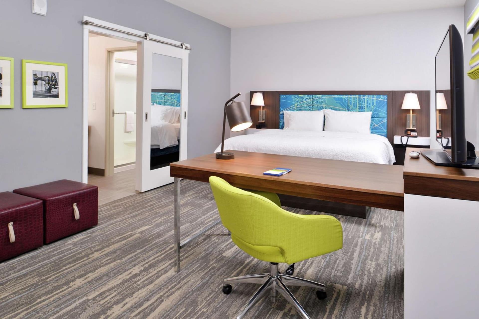 Hampton Inn & Suites Saint Paul Oakdale Woodbury gallery photo in Woodbury, MN — image 36