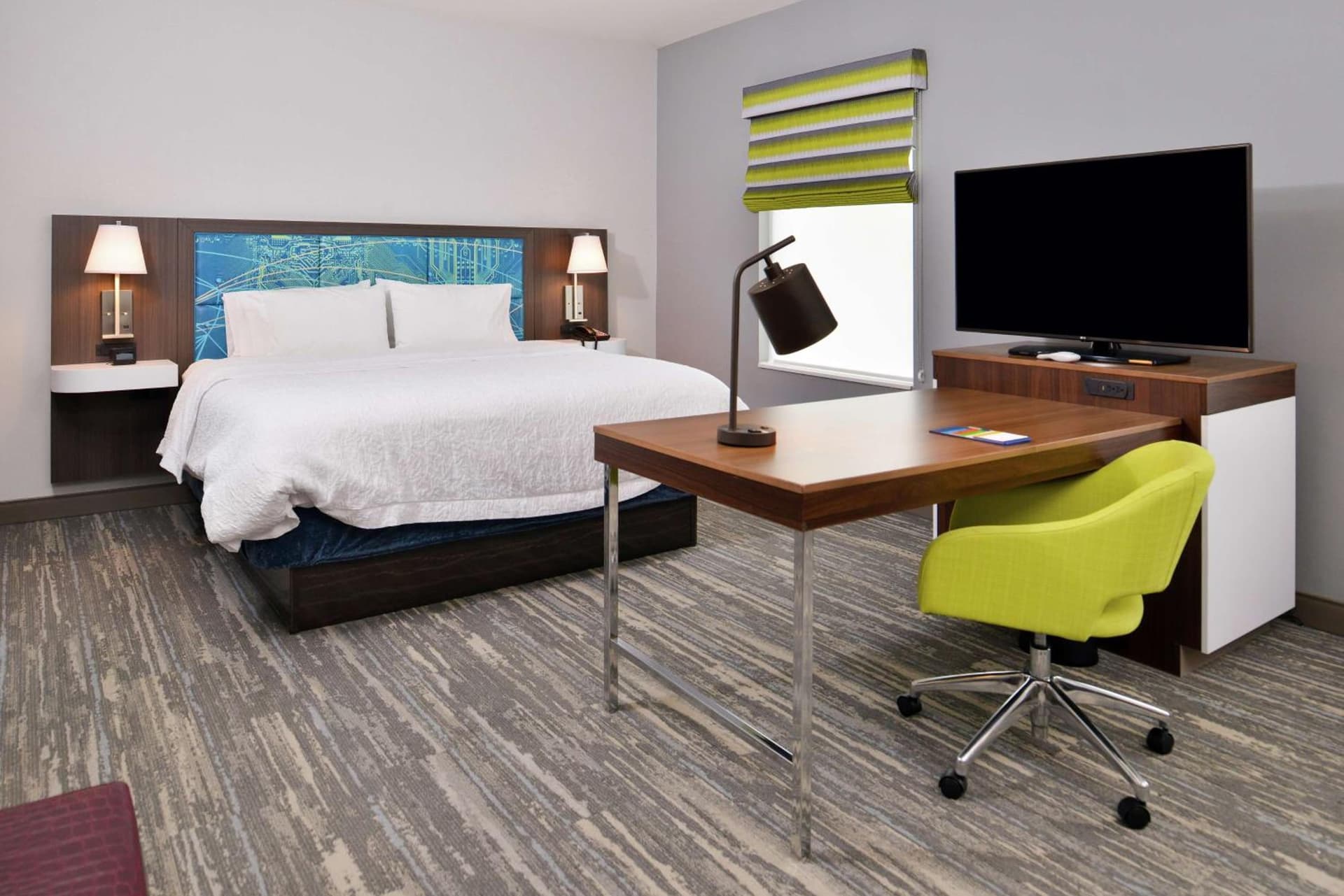 Hampton Inn & Suites Saint Paul Oakdale Woodbury gallery photo in Woodbury, MN — image 28