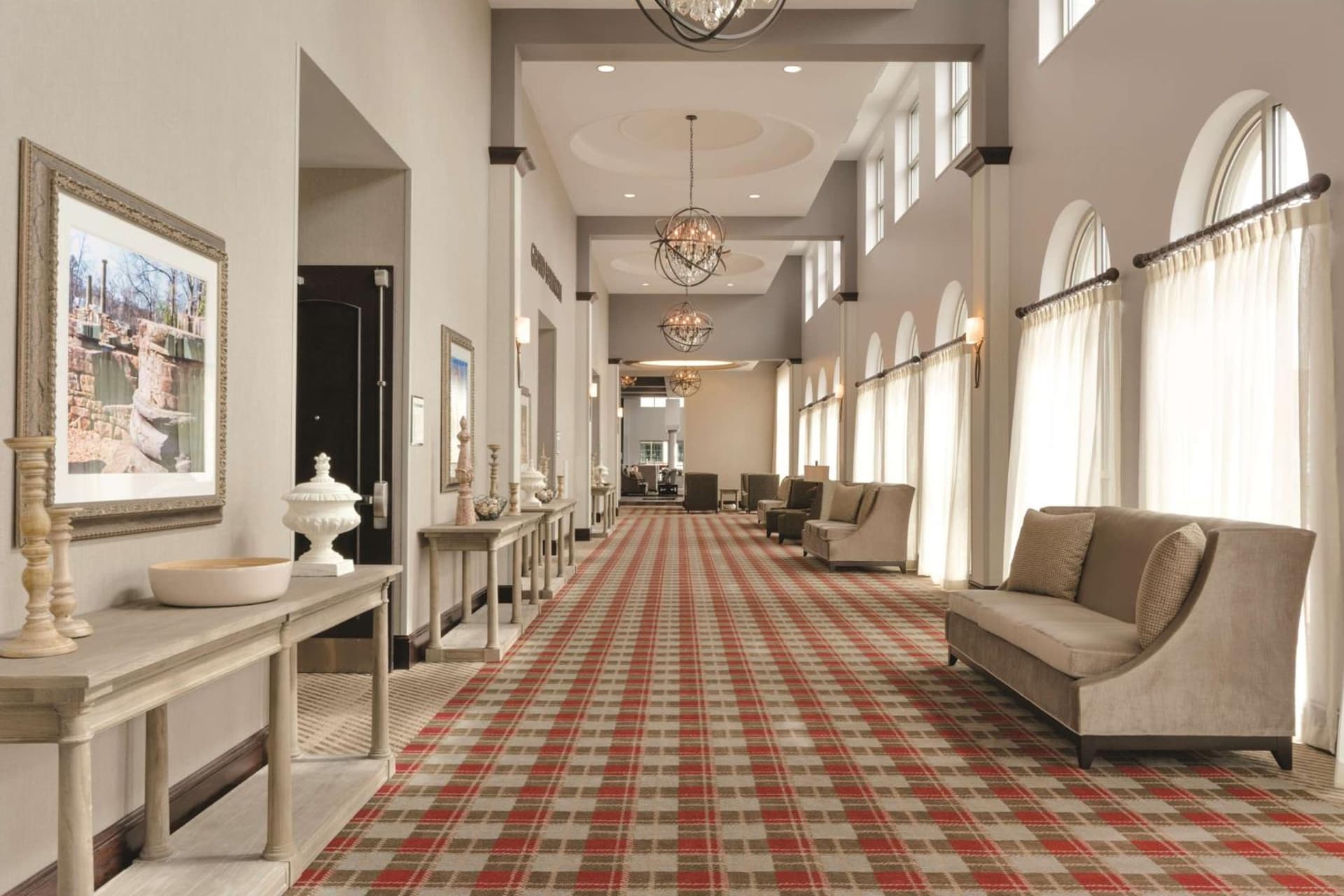 Embassy Suites by Hilton Tuscaloosa Alabama Downtown gallery photo in Tuscaloosa, AL — image 6