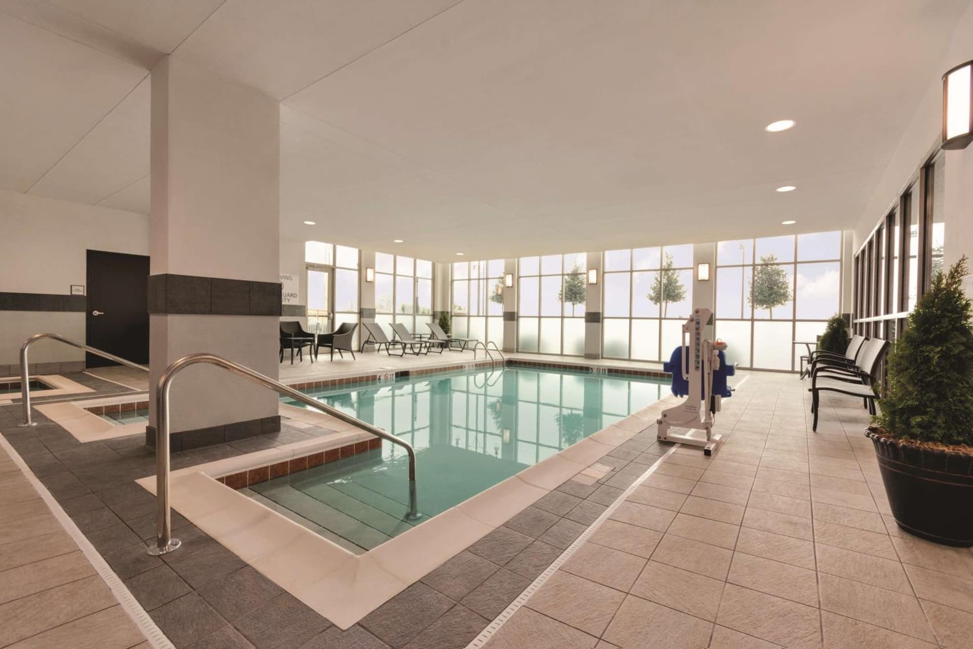 Embassy Suites by Hilton Tuscaloosa Alabama Downtown gallery photo in Tuscaloosa, AL — image 34