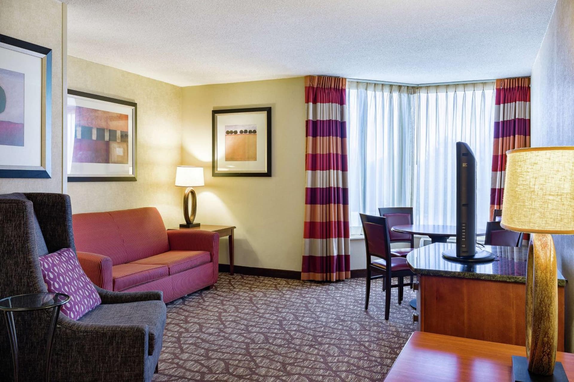 DoubleTree by Hilton Johnson City gallery photo in Johnson City, TN — image 48