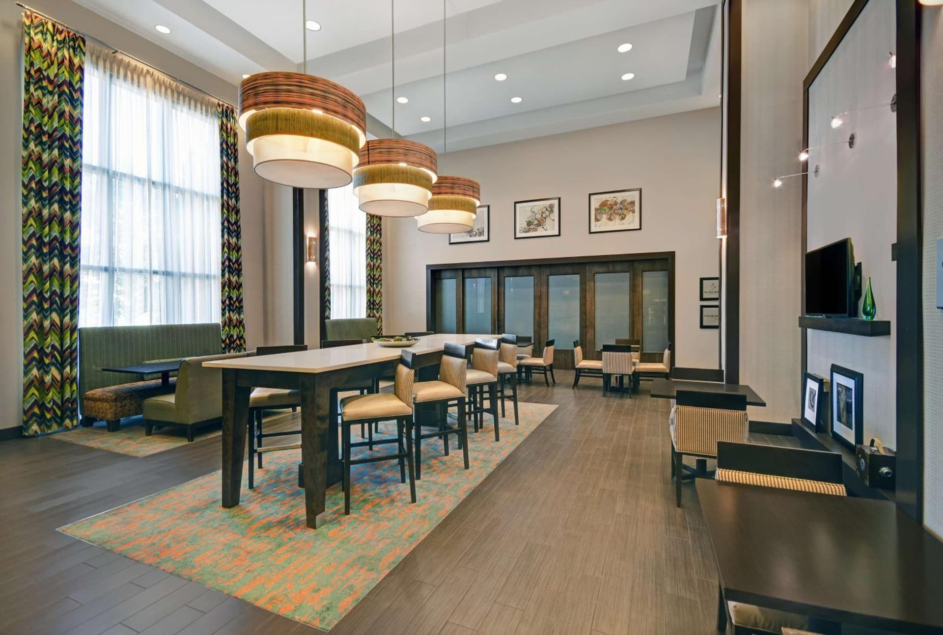 Hampton Inn and Suites Robbinsville gallery photo in Robbinsville, NJ — image 9