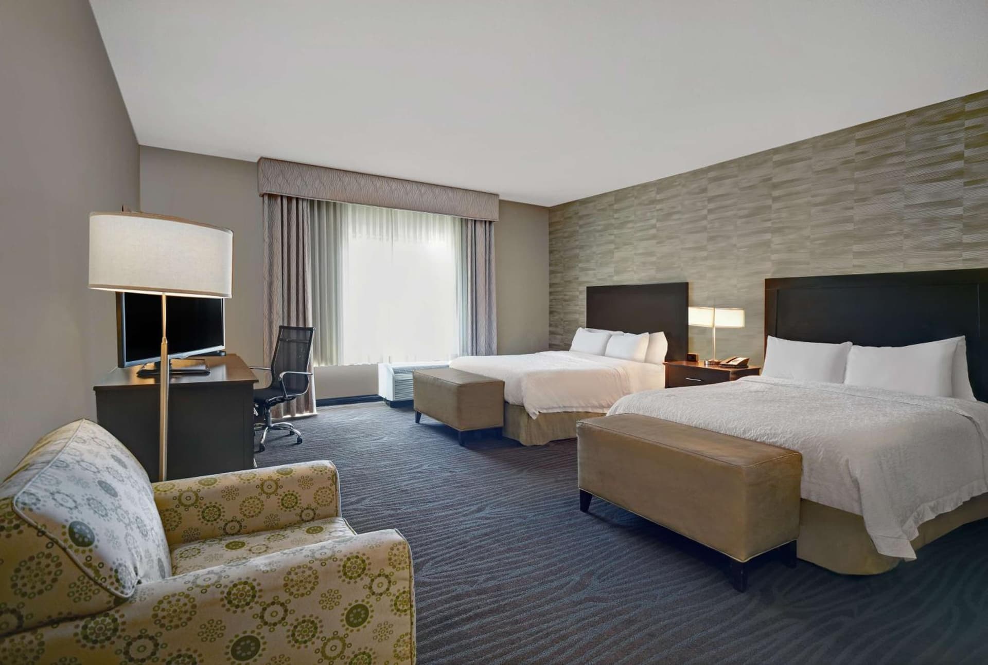 Hampton Inn and Suites Robbinsville gallery photo in Robbinsville, NJ — image 27
