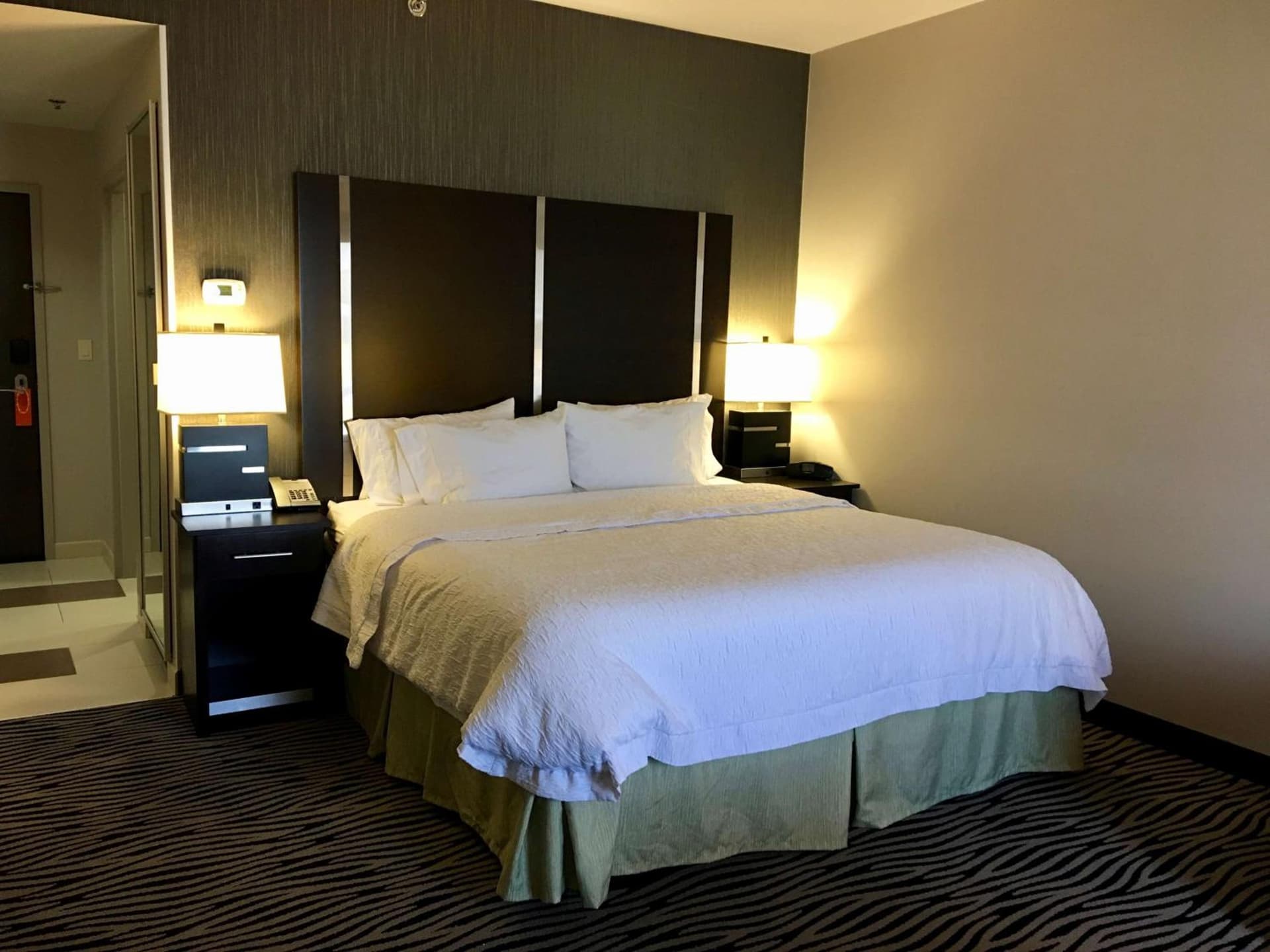Hampton Inn and Suites Tulsa Central gallery photo in Tulsa, OK — image 7