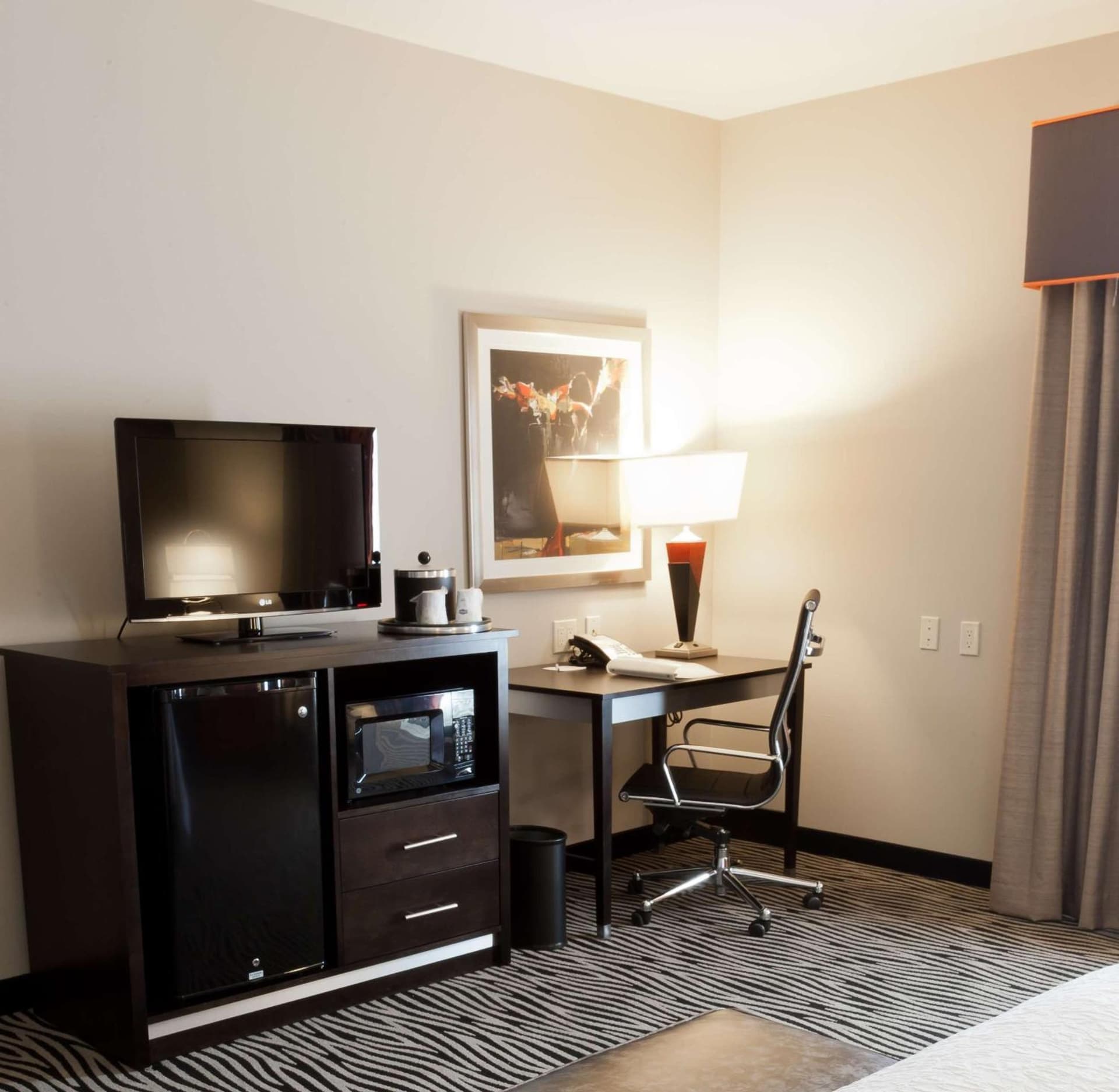 Hampton Inn and Suites Tulsa Central gallery photo in Tulsa, OK — image 16