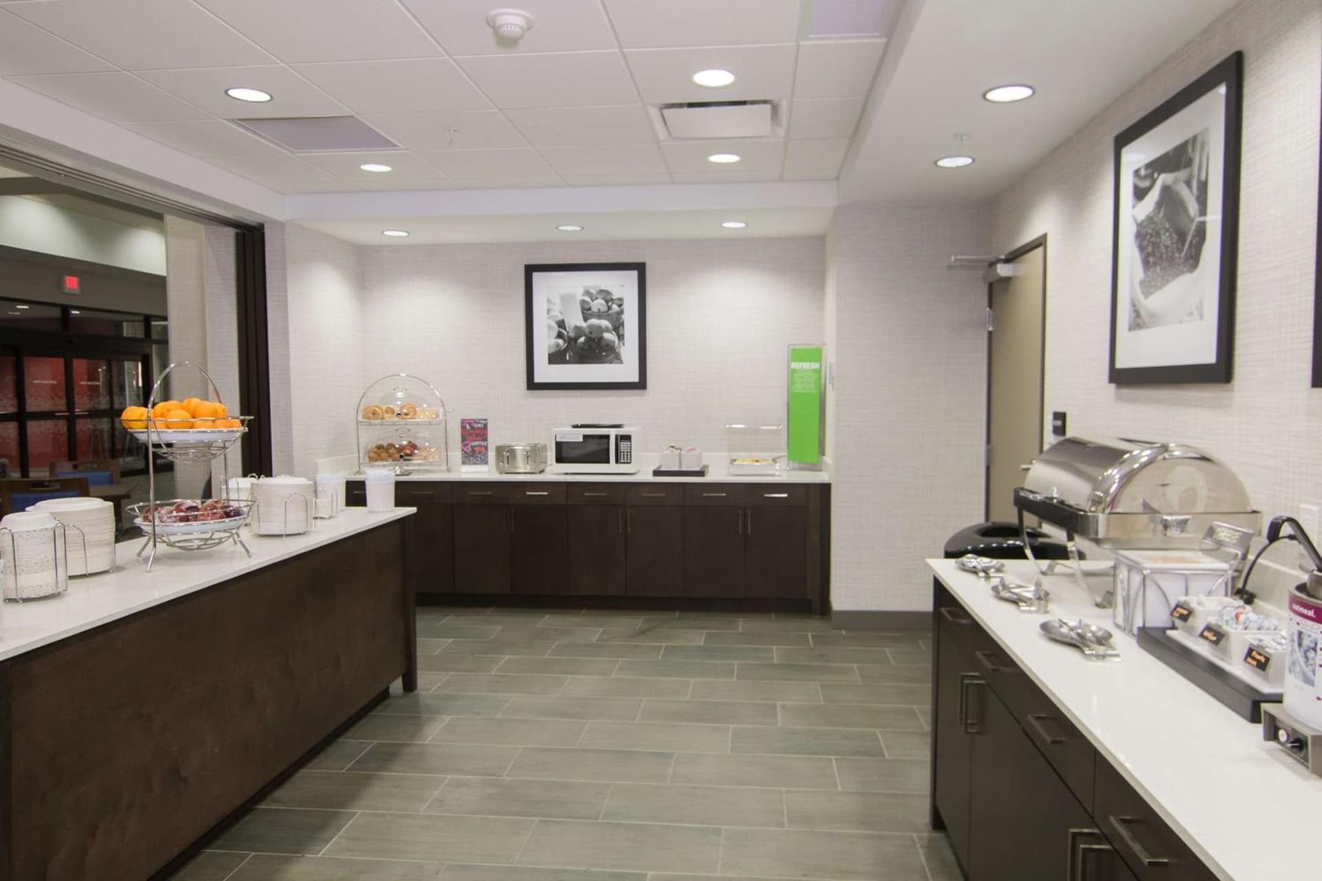 Hampton Inn & Suites Tulsa Downtown, Ok property views in Tulsa, OK — gallery photo 3