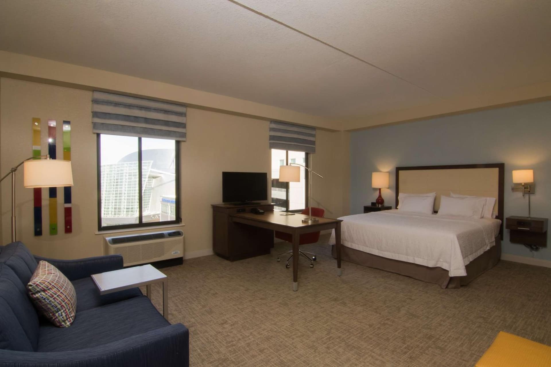 Hampton Inn & Suites Tulsa Downtown, Ok gallery photo in Tulsa, OK — image 6