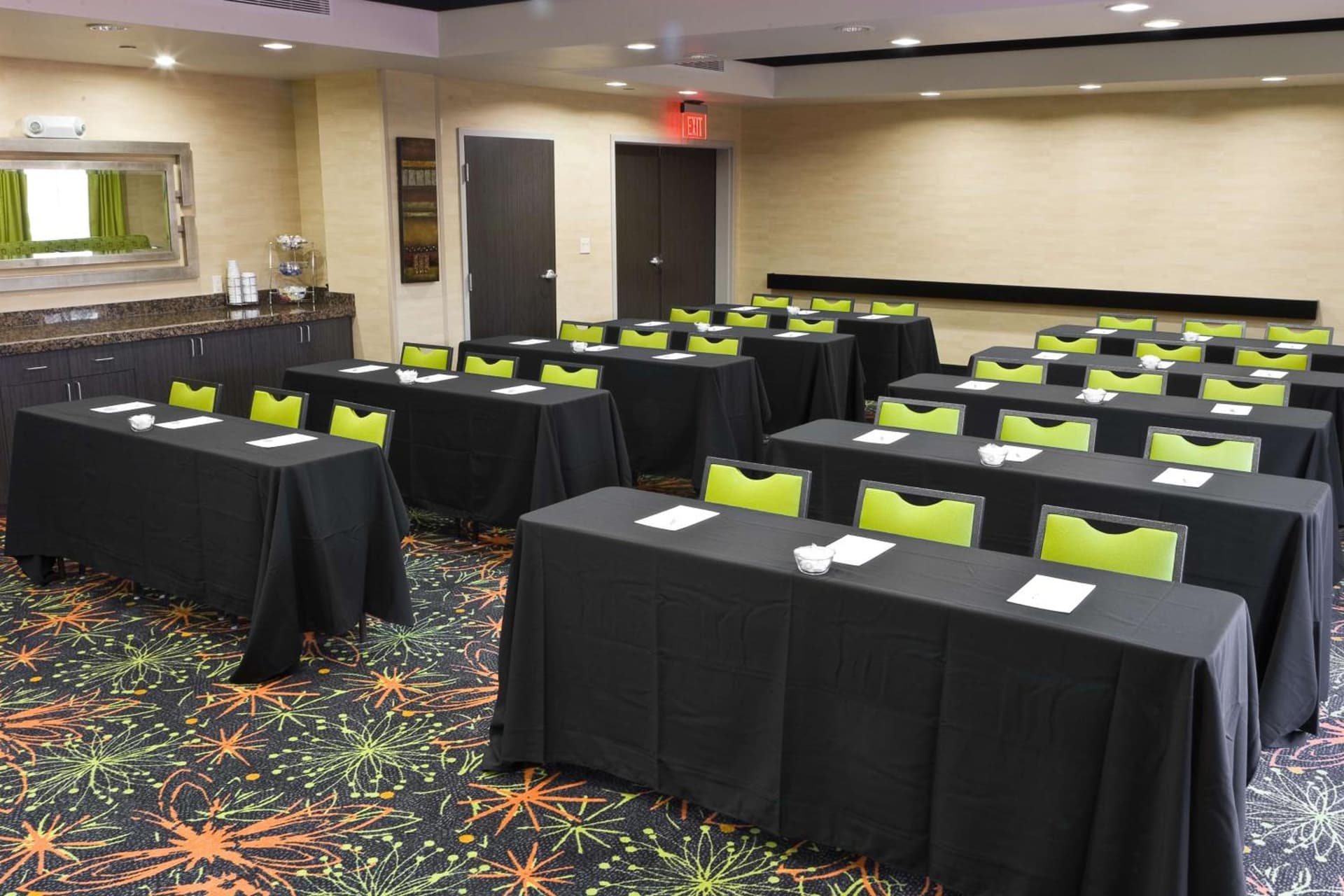 Hampton Inn and Suites Tulsa Central gallery photo in Tulsa, OK — image 15