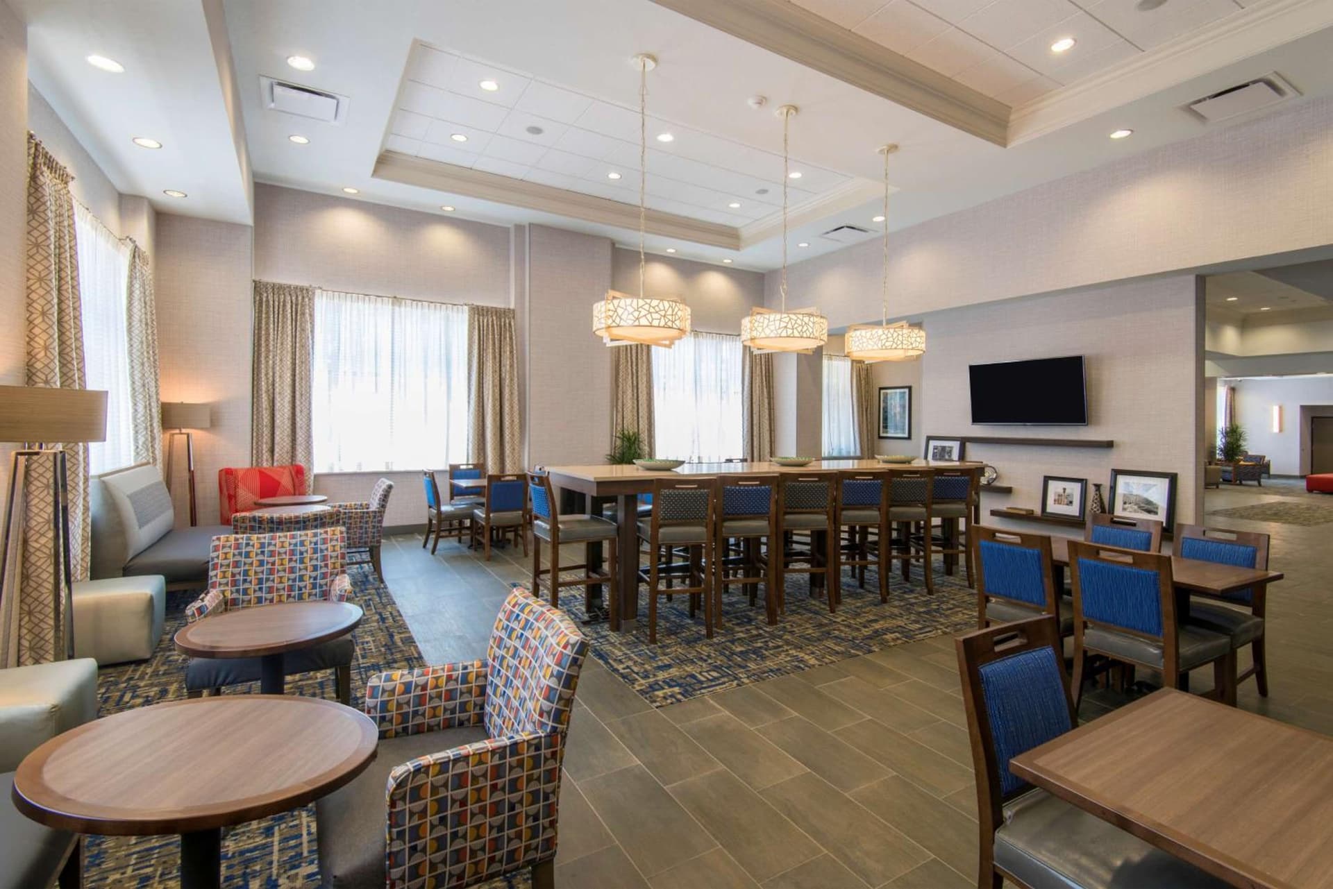 Hampton Inn & Suites Tulsa Downtown, Ok gallery photo in Tulsa, OK — image 12