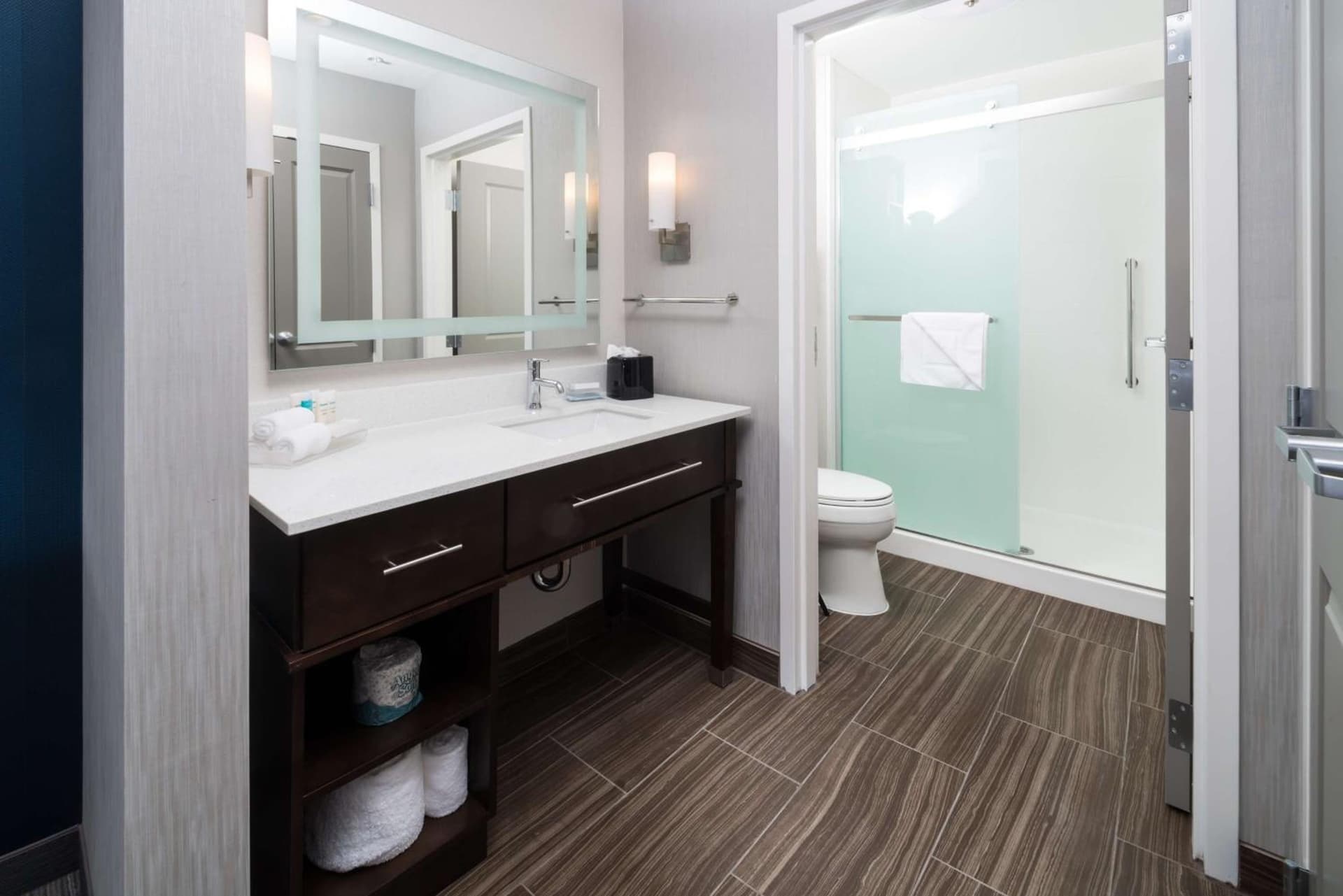 Homewood Suites By Hilton Tulsa Catoosa gallery photo in Catoosa, OK — image 8