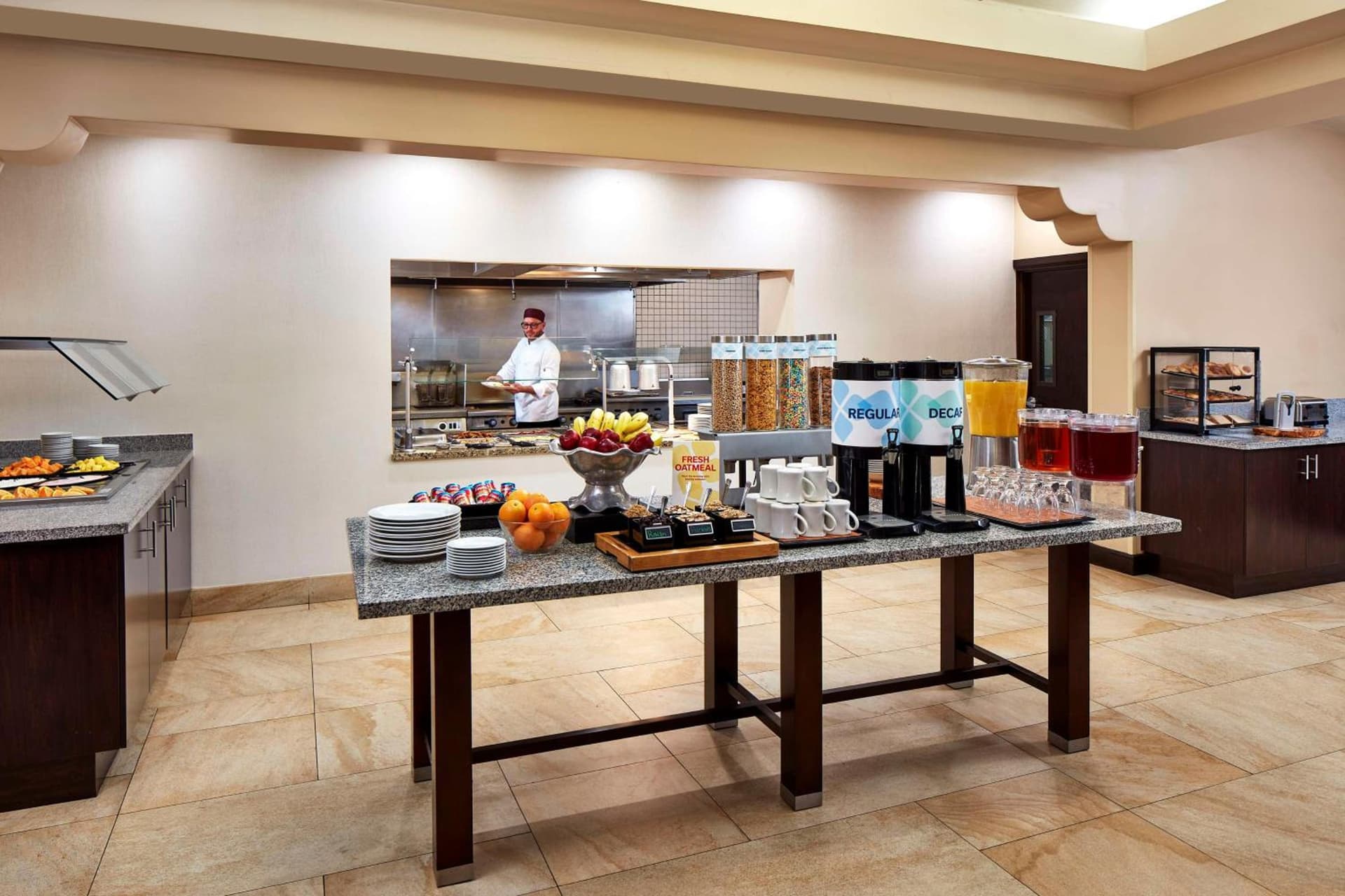 Hilton Garden Inn Valencia Six Flags gallery photo in Valencia, CA — image 14