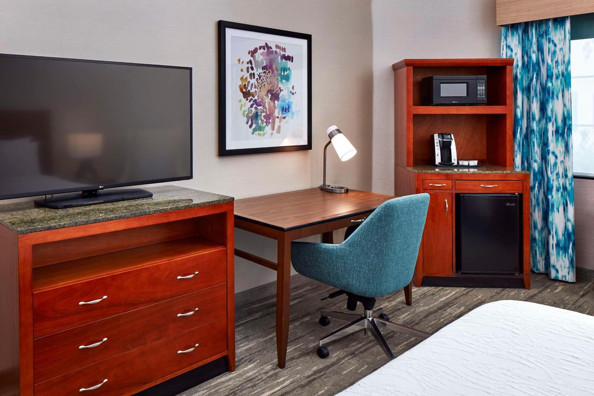Hilton Garden Inn Valencia Six Flags gallery photo in Valencia, CA — image 23